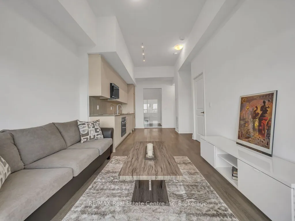 2485 TAUNTON Road, #427