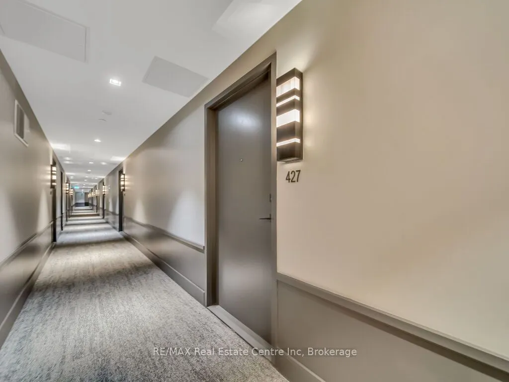 2485 TAUNTON Road, #427