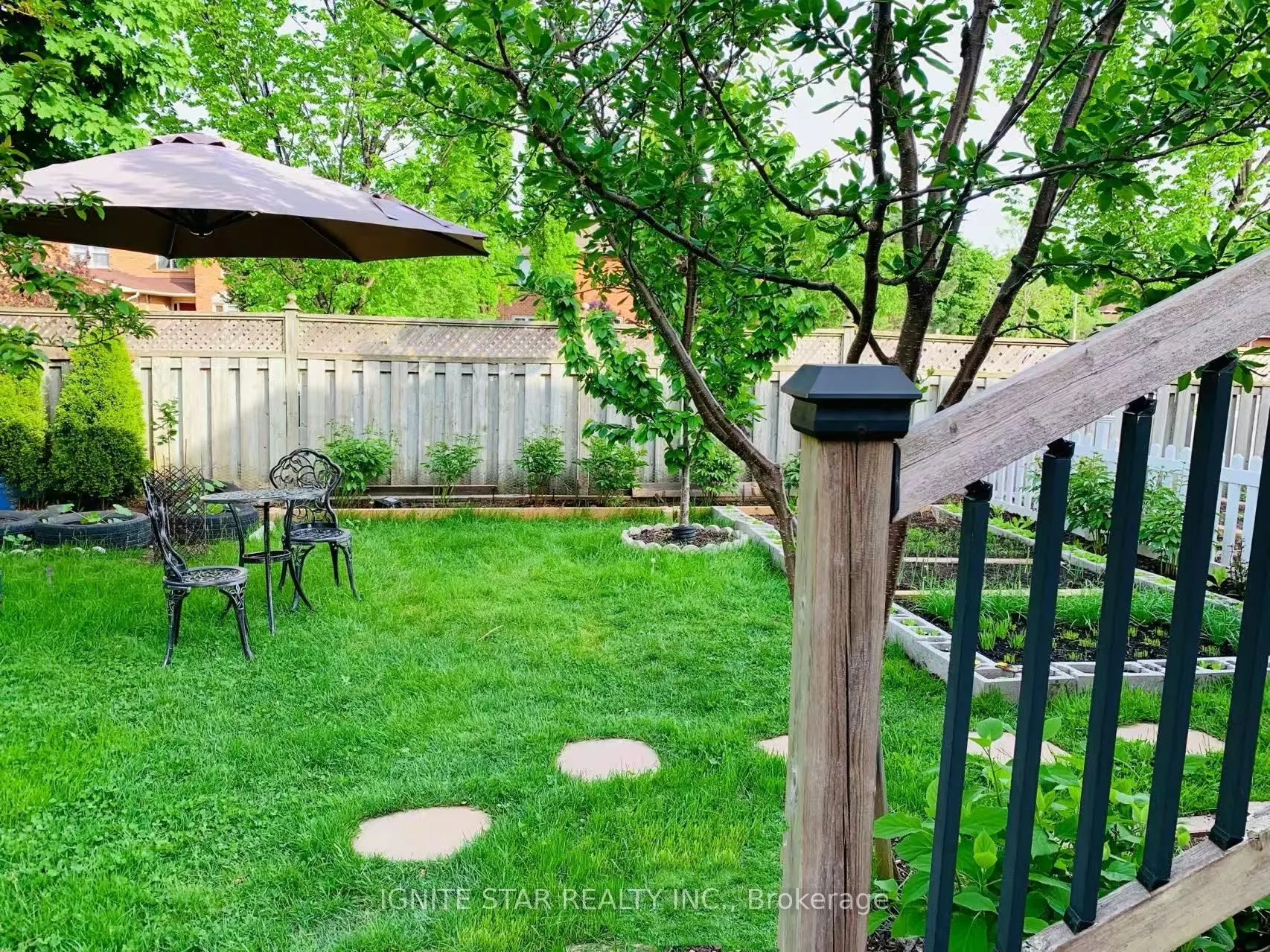 1570 Prince John Circle