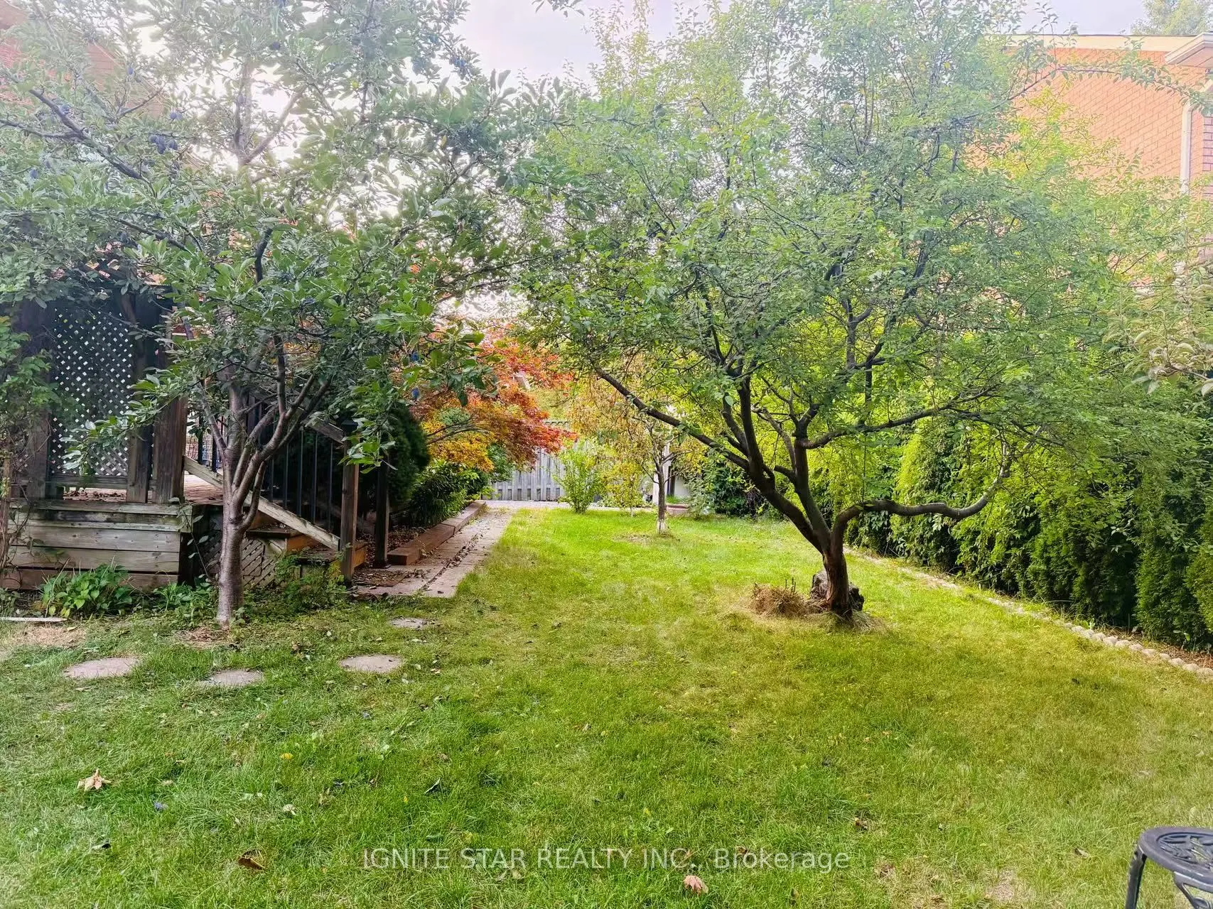 1570 Prince John Circle