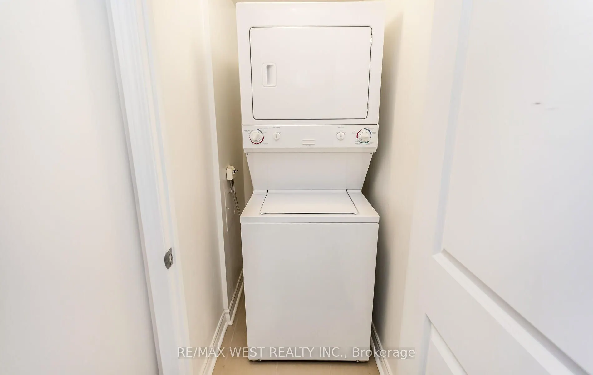 385 Prince Of Wales Drive, #1709
