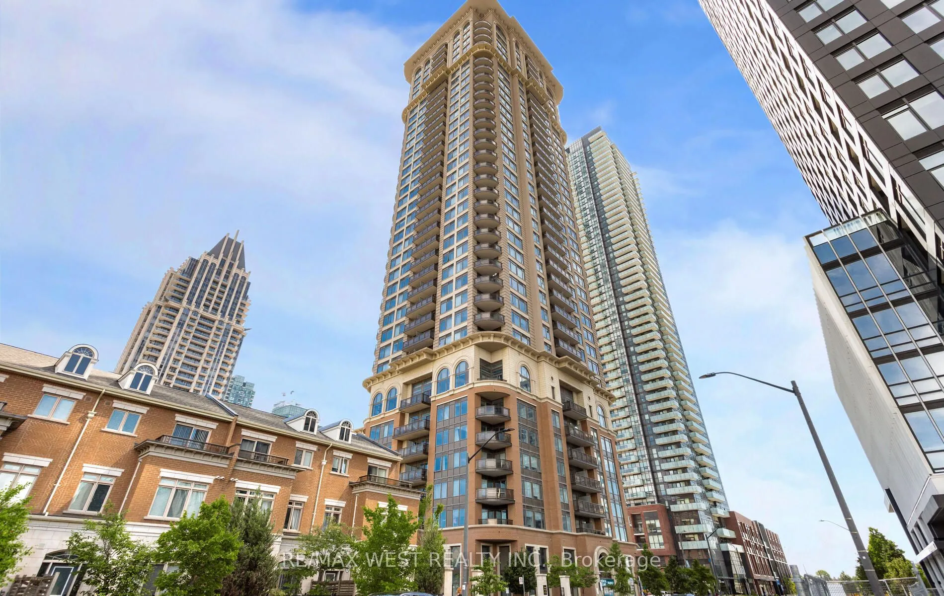 385 Prince Of Wales Drive, #1709