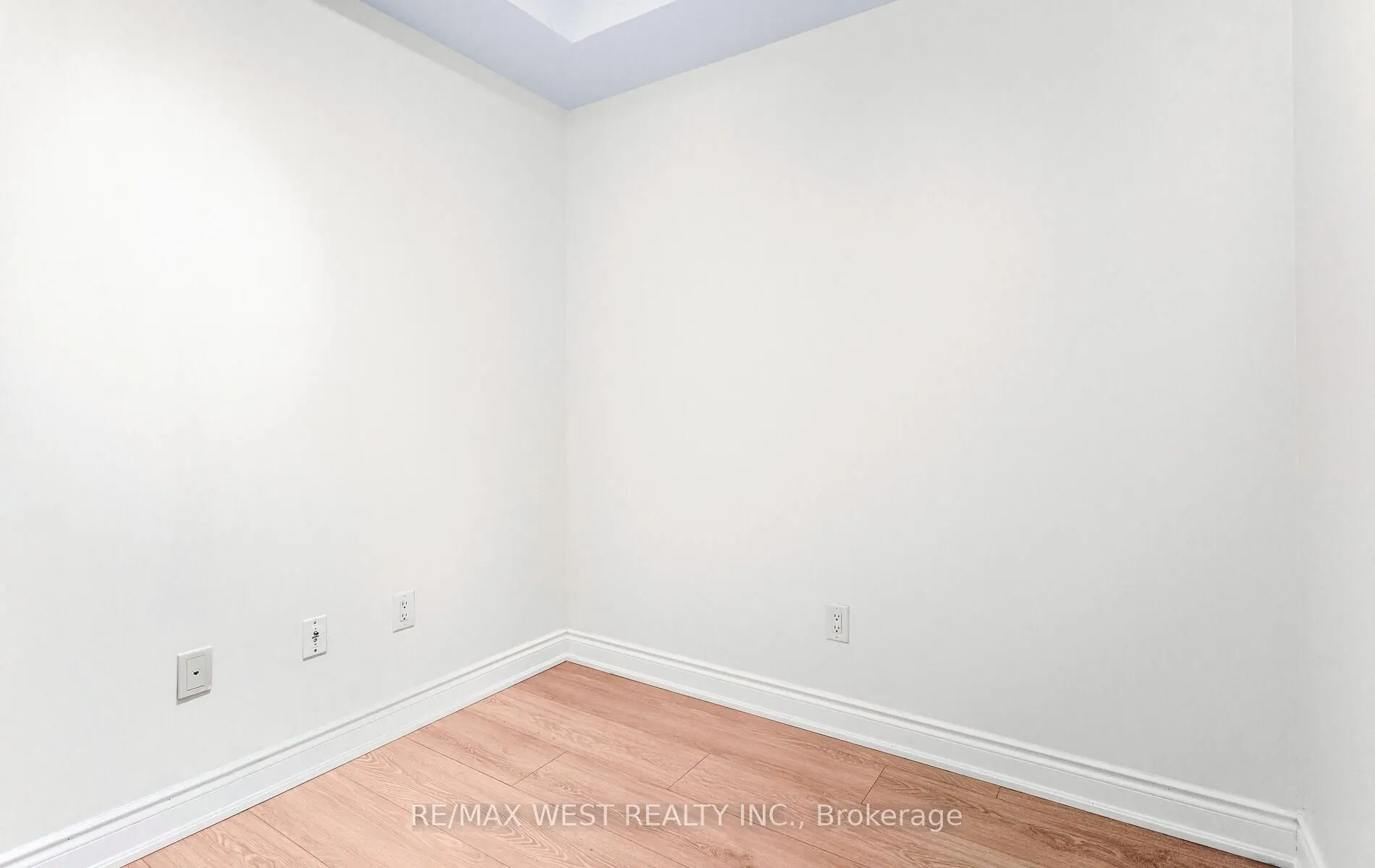385 Prince Of Wales Drive, #1709