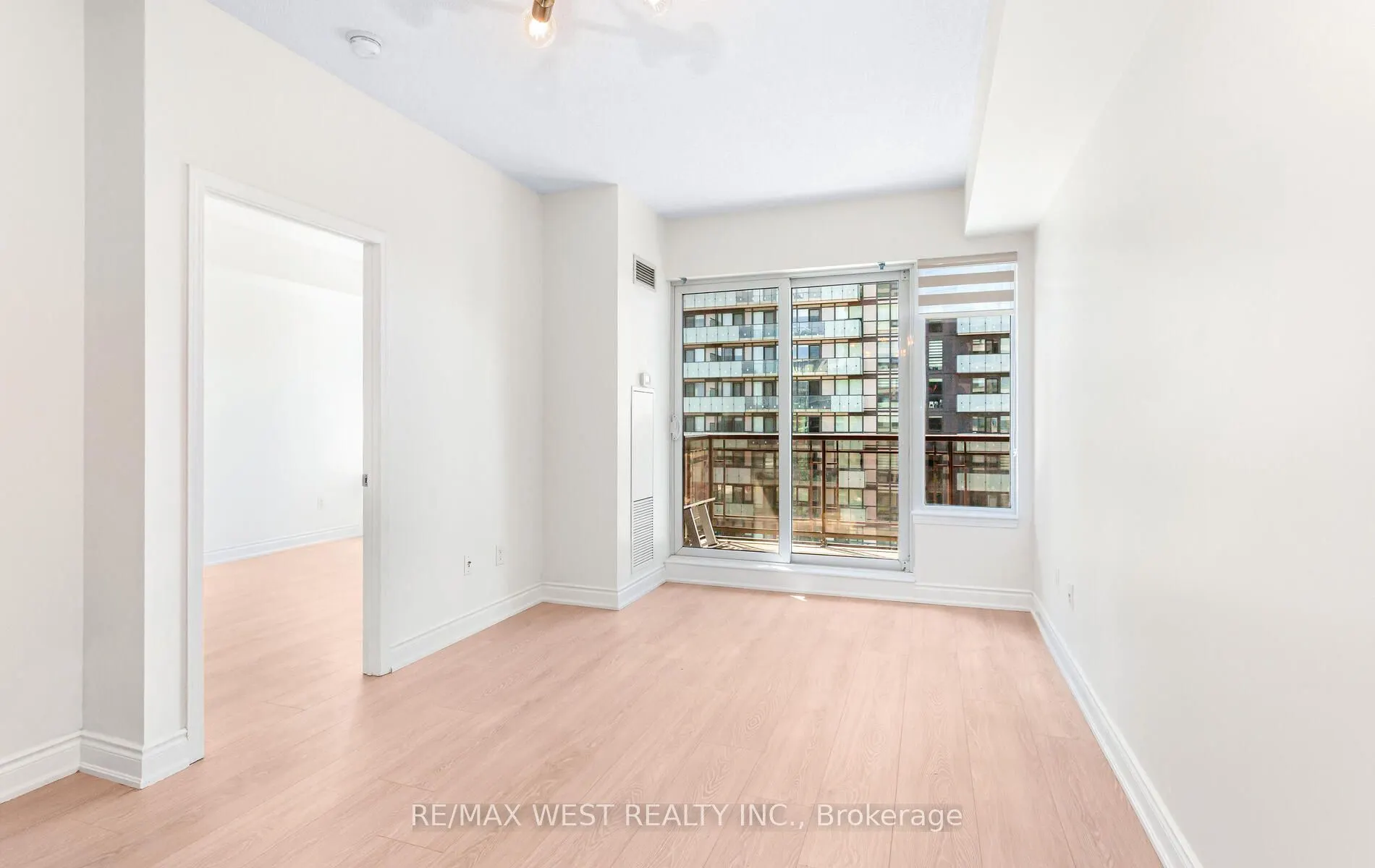 385 Prince Of Wales Drive, #1709