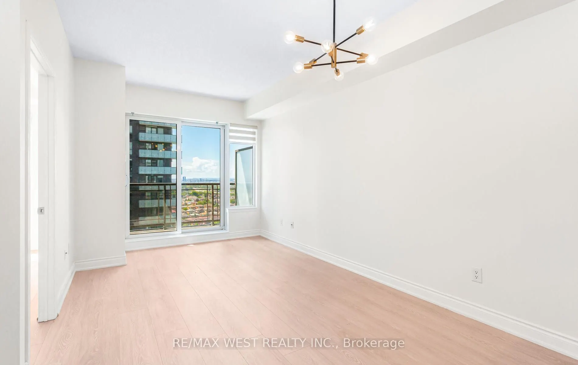 385 Prince Of Wales Drive, #1709