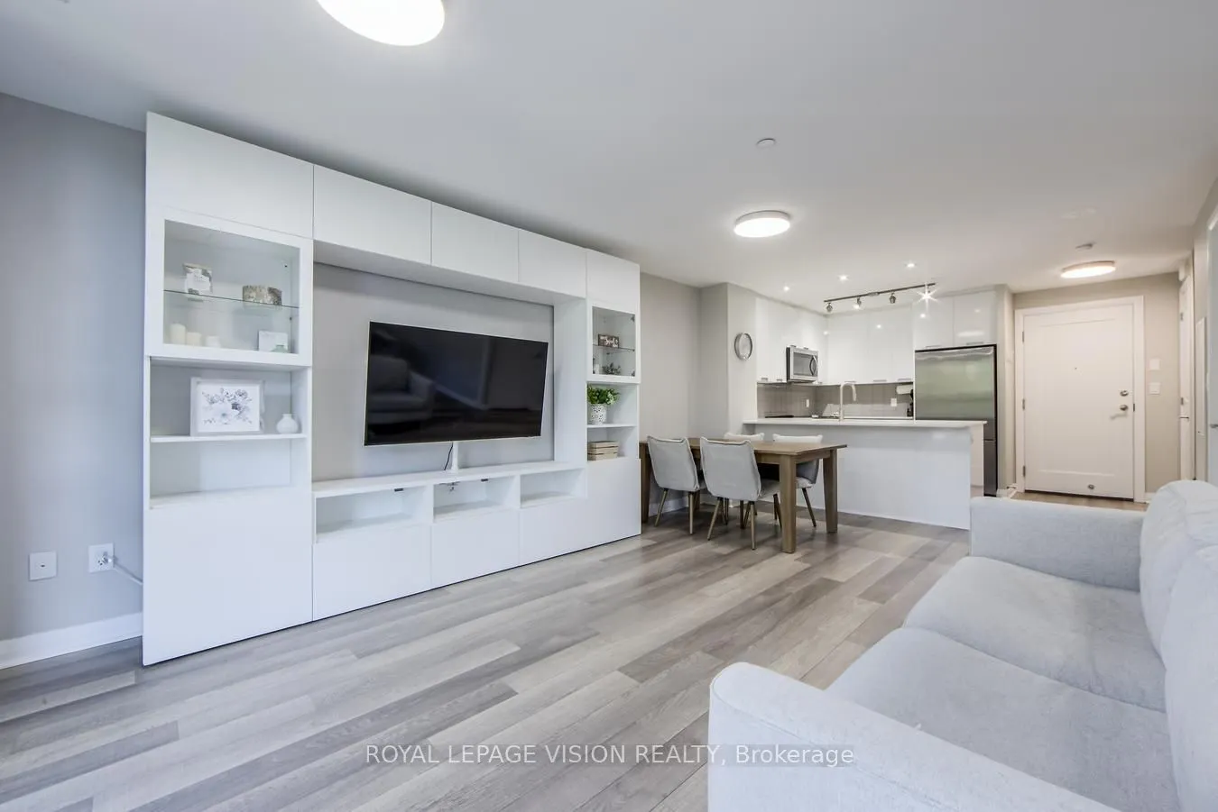5033 Four Springs Avenue, #113