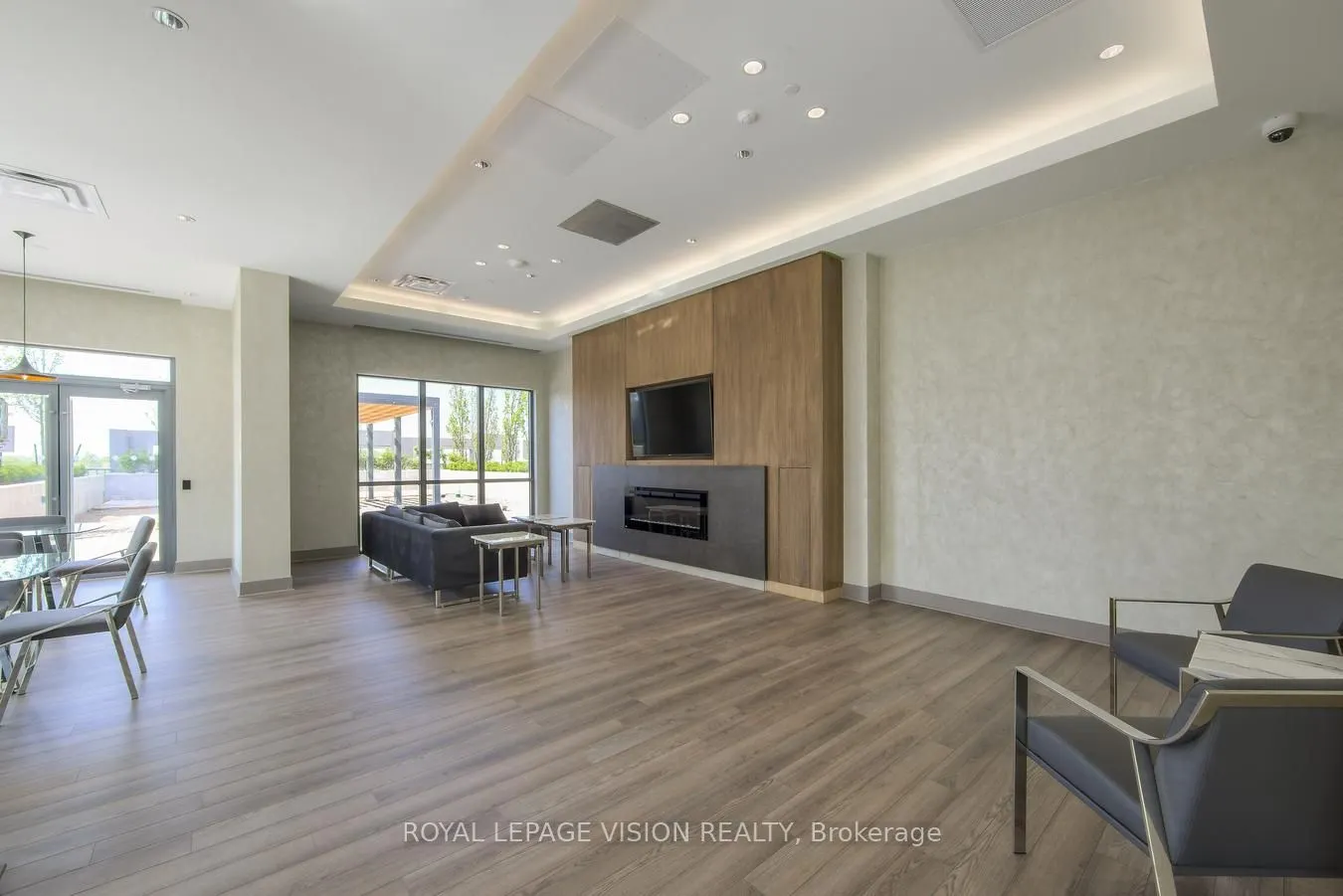5033 Four Springs Avenue, #113