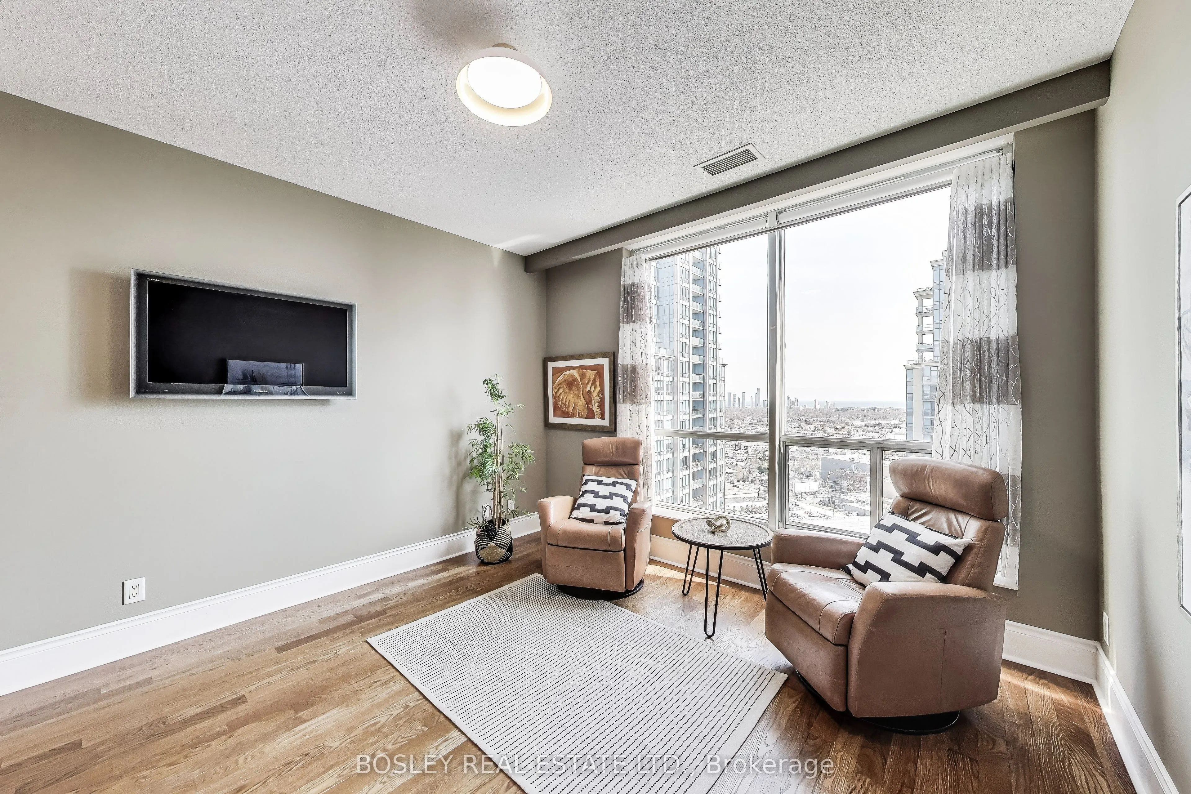 5229 Dundas Street W, #PH08