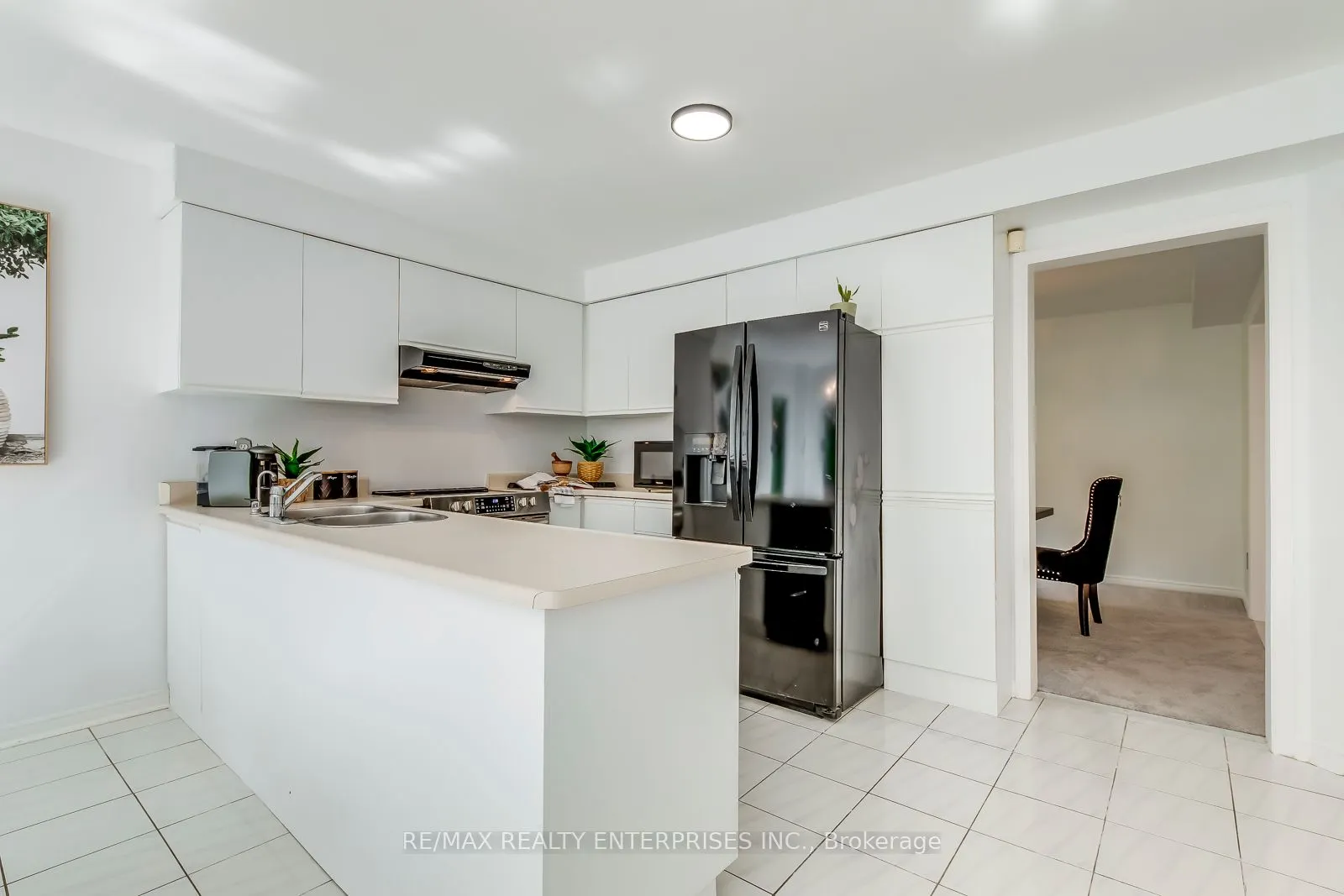 2394 Wynten Way