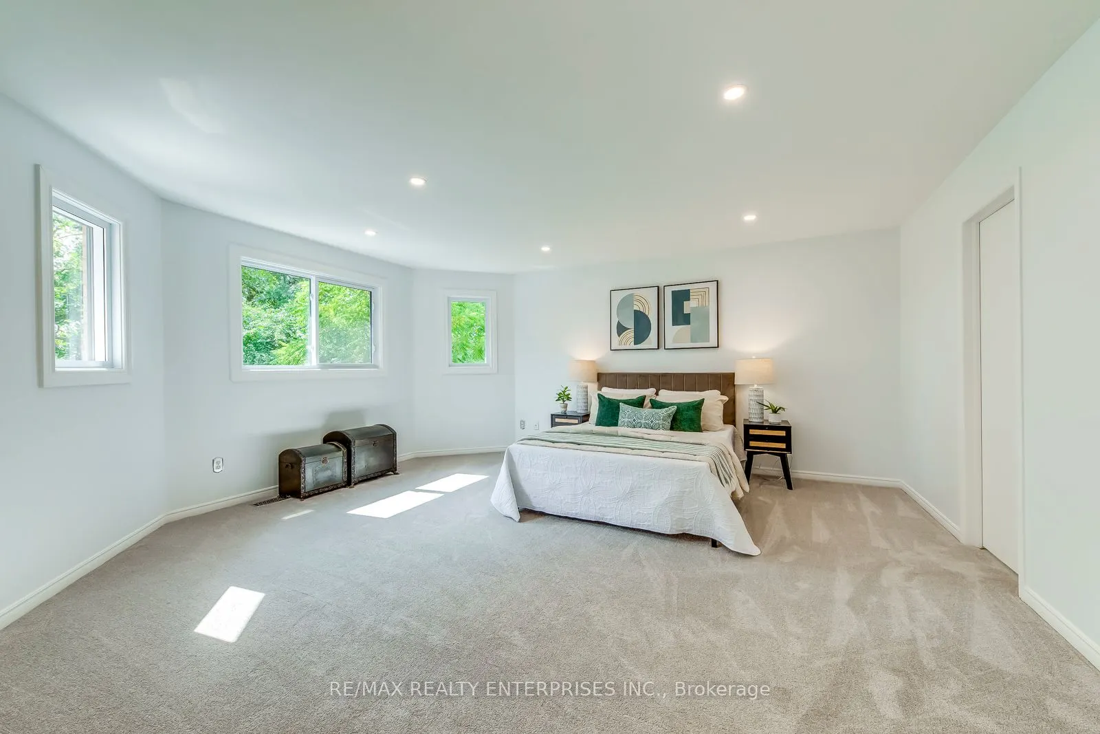 2394 Wynten Way