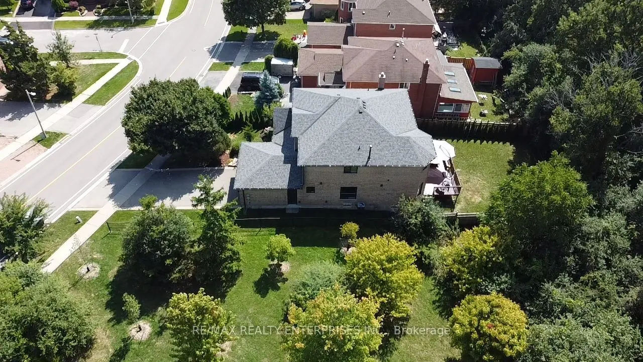 2394 Wynten Way