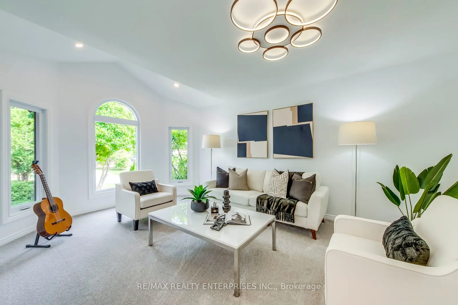 2394 Wynten Way