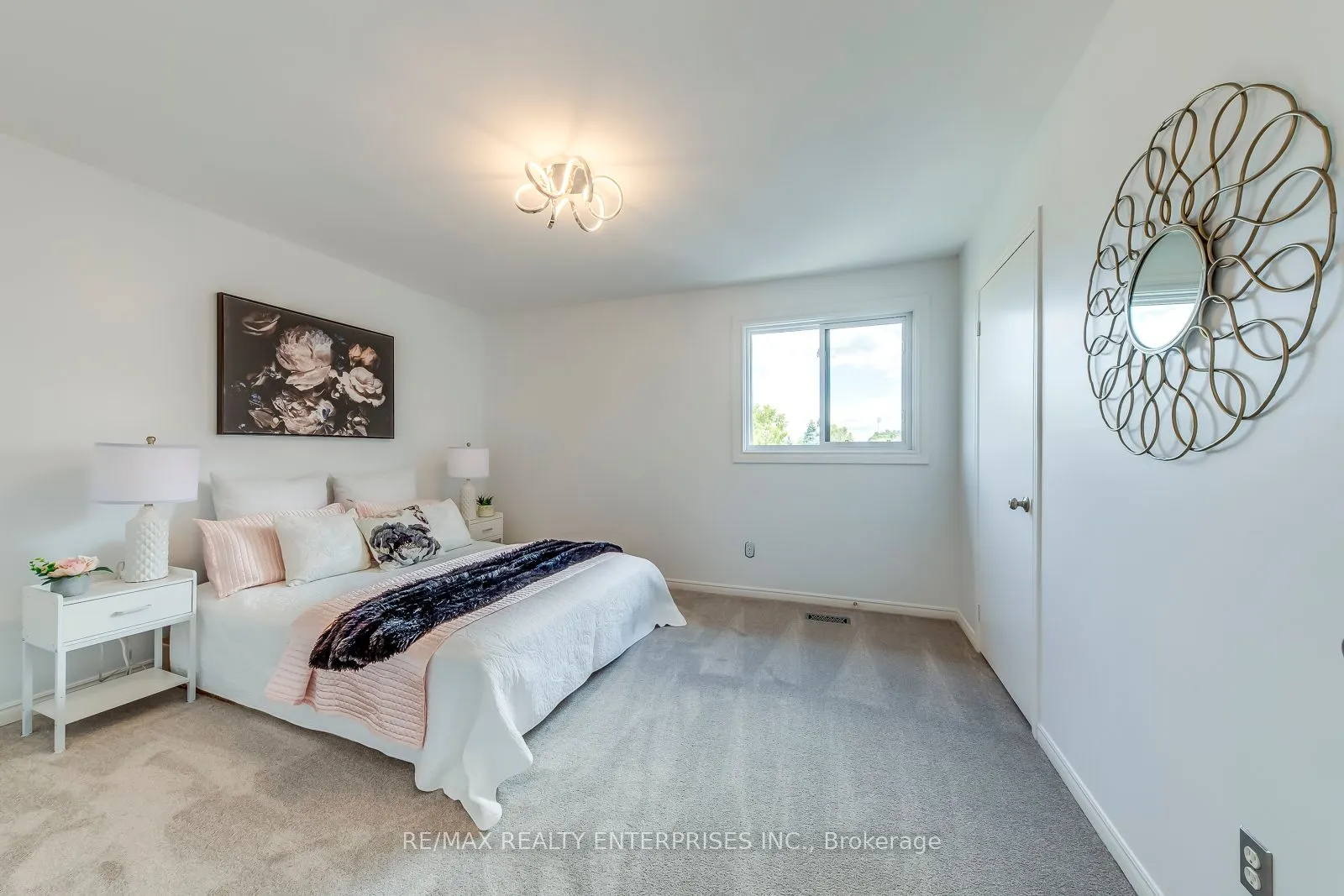 2394 Wynten Way