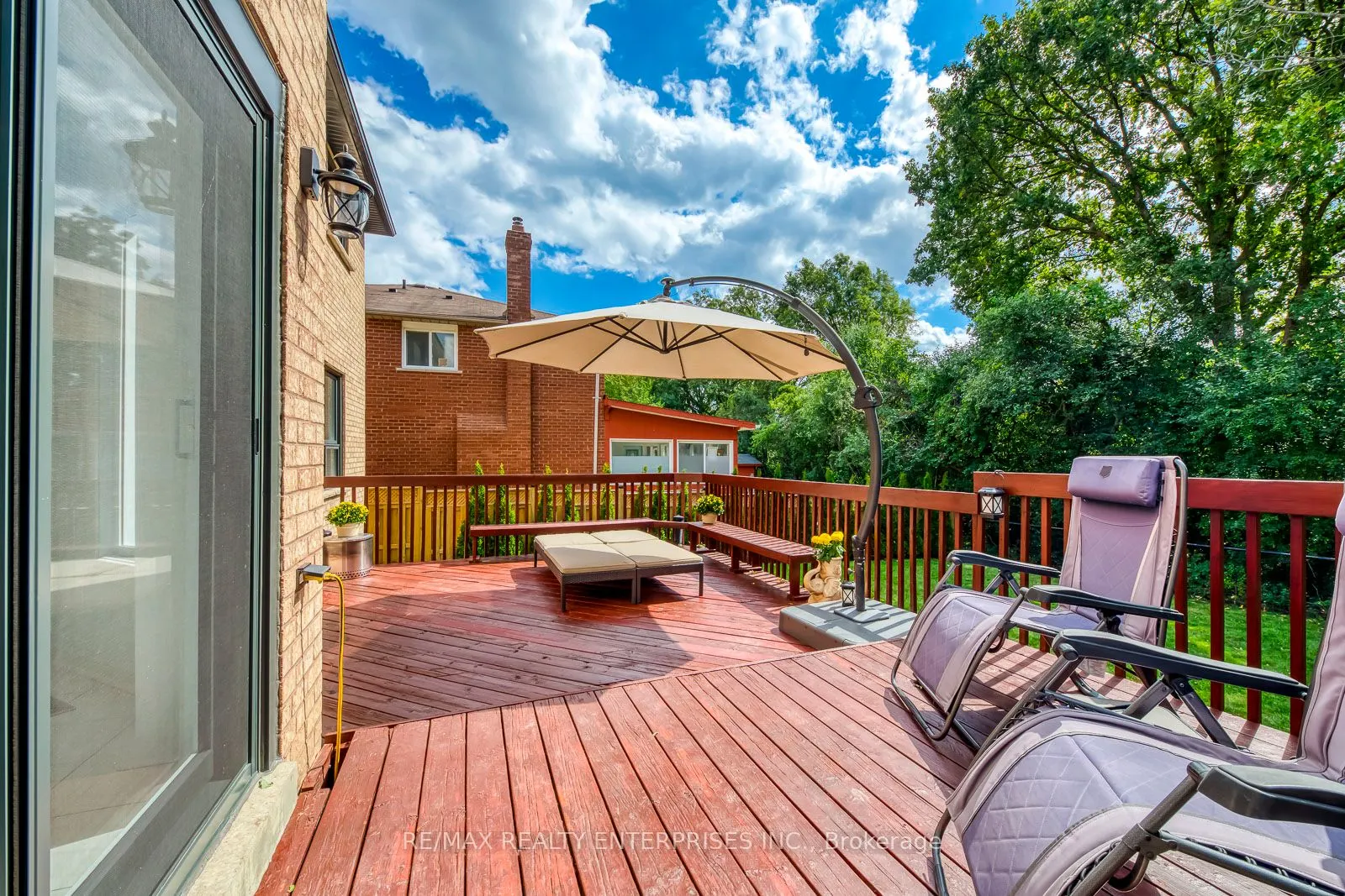 2394 Wynten Way