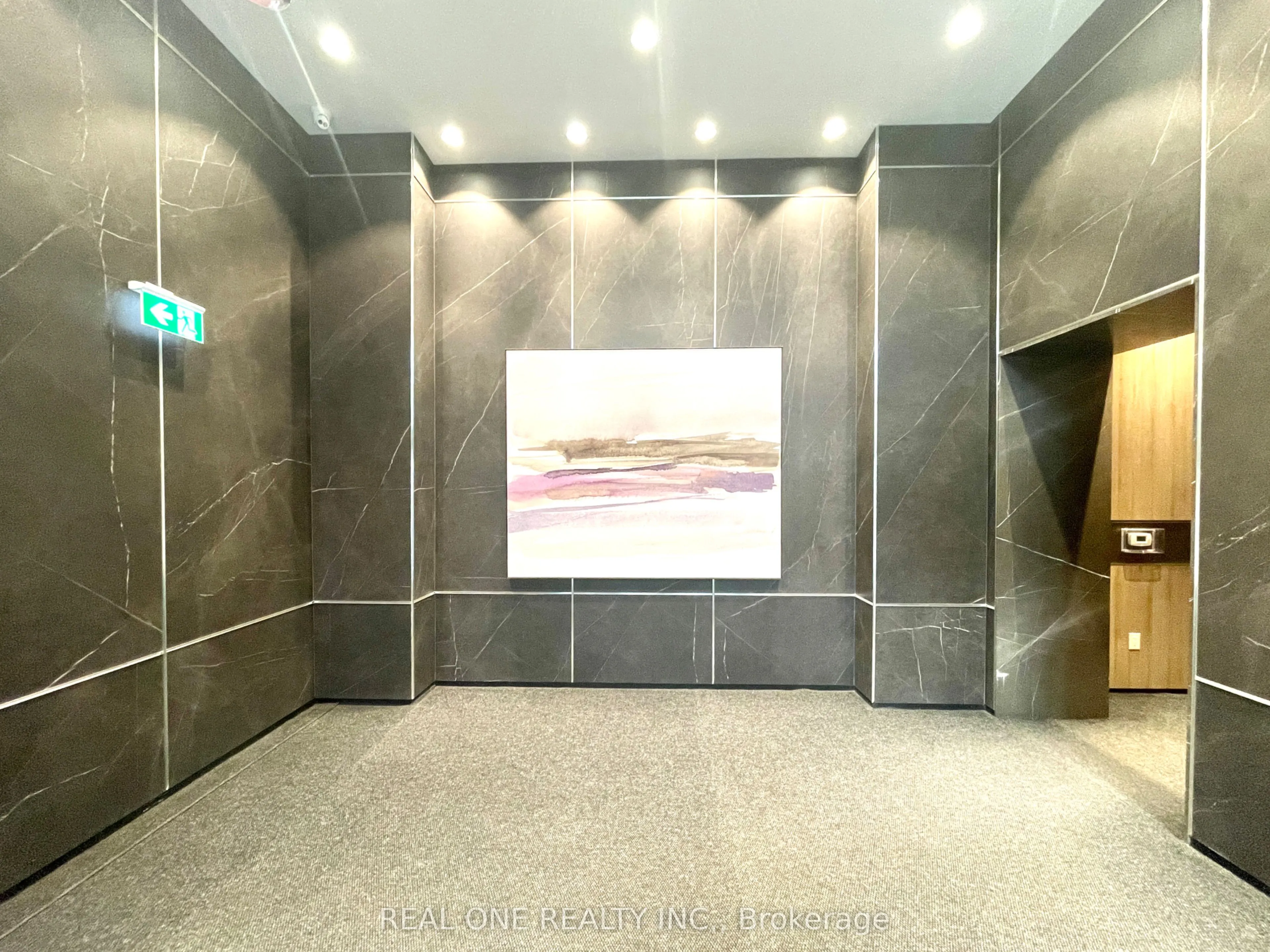 5 Mabelle Avenue, #733