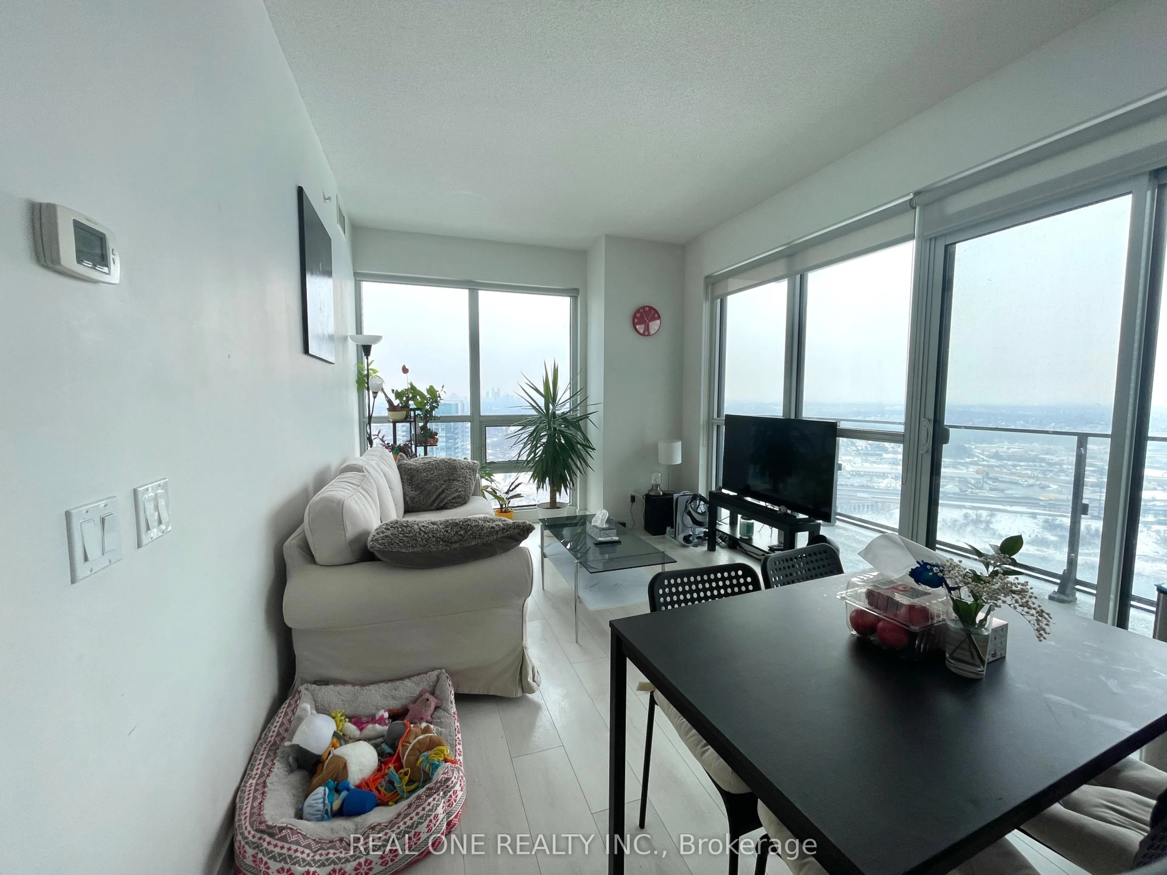 2200 Lake Shore Boulevard W, #3907