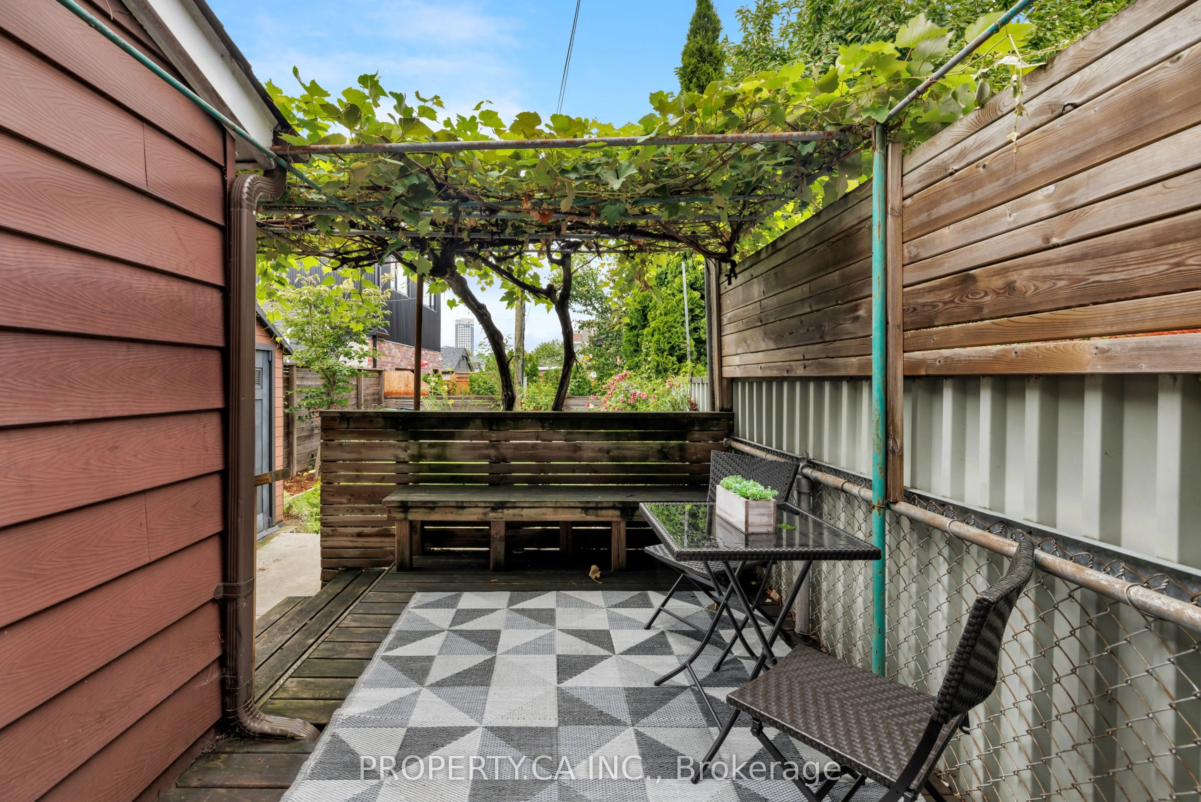 304 Wallace Avenue