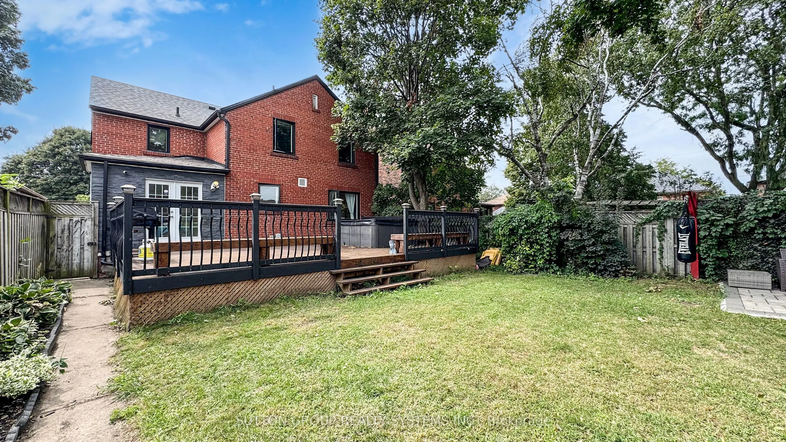 29 Pearen Street