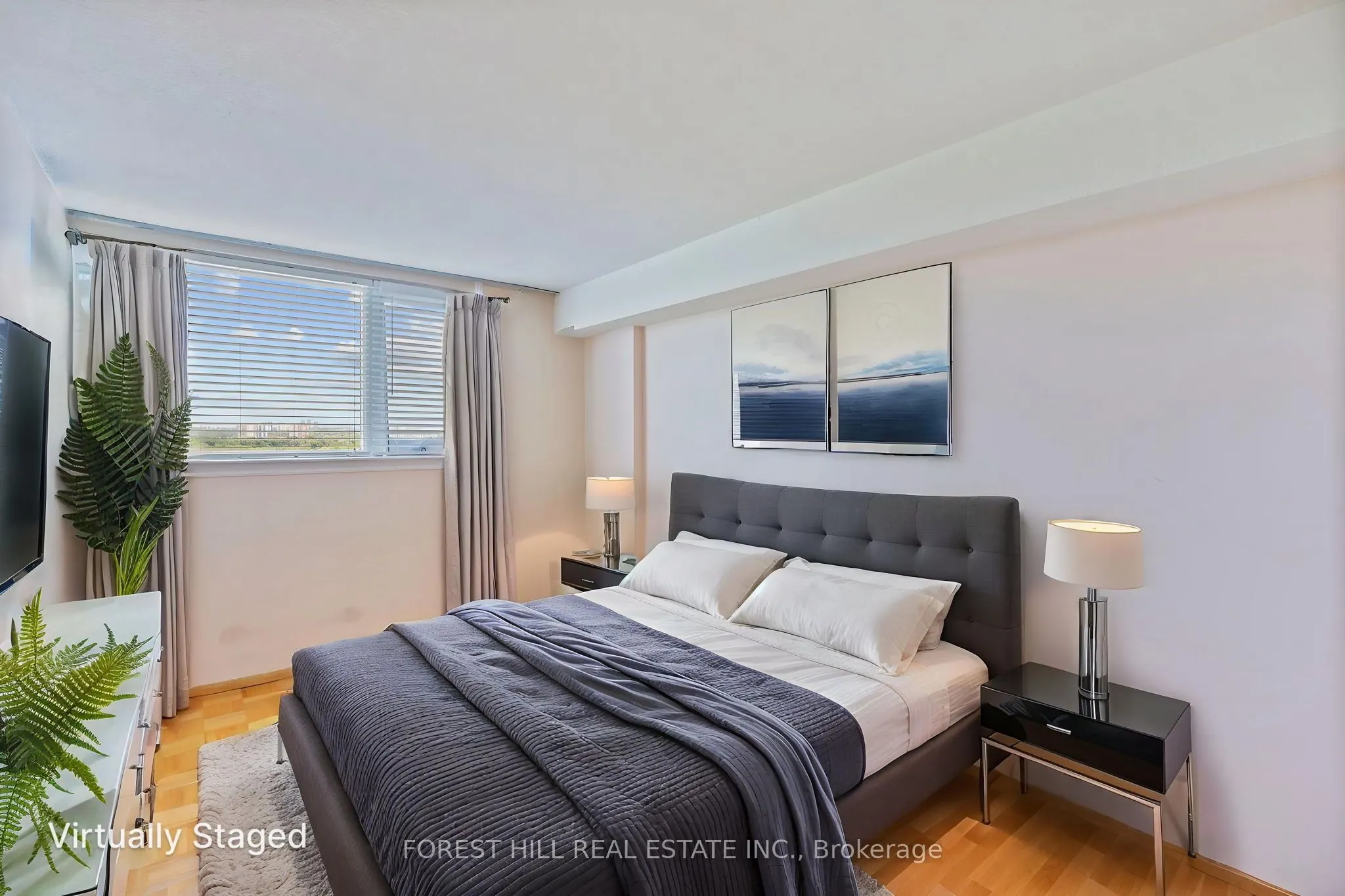 270 Scarlett Road, #1701