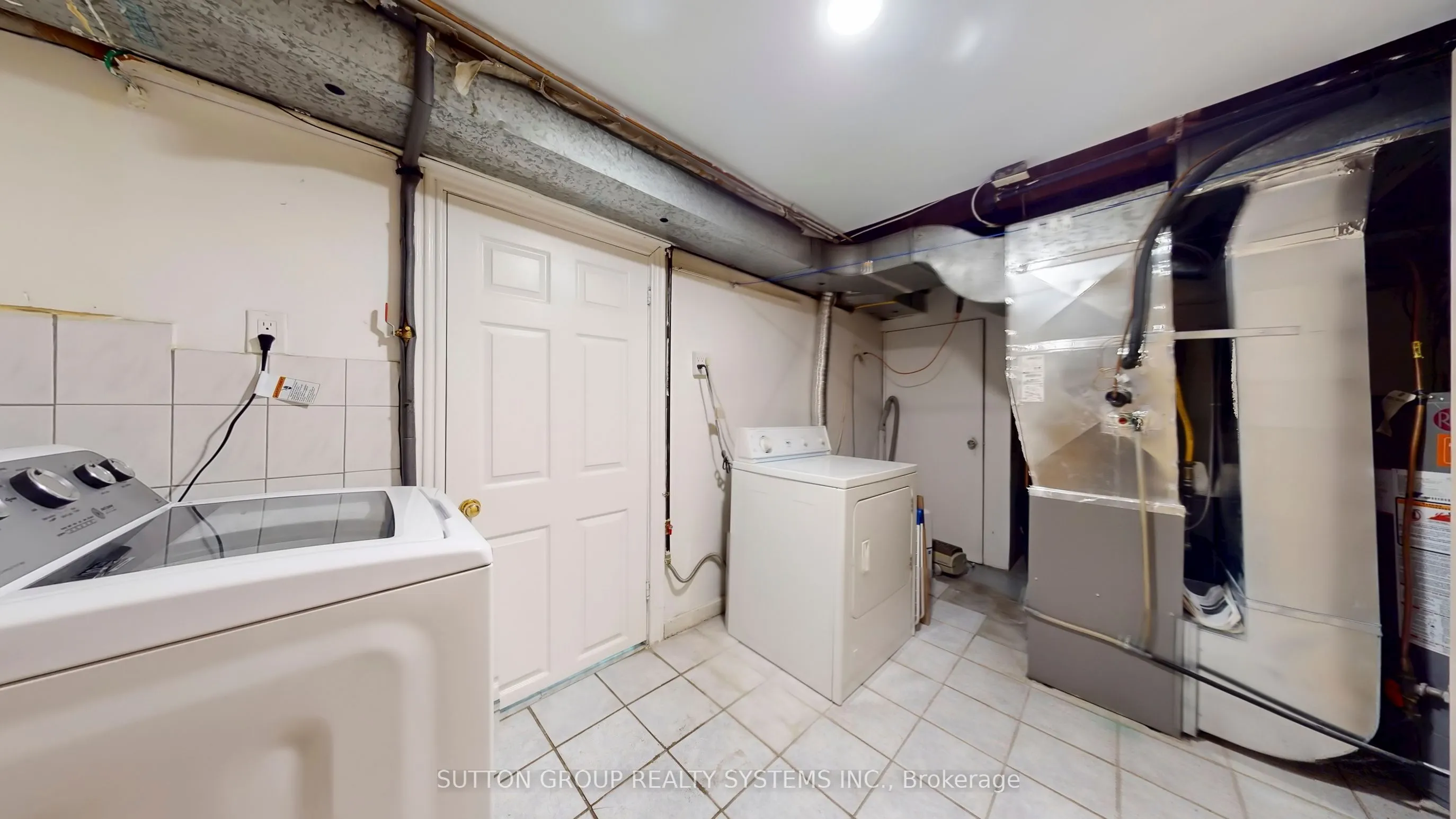 129 Lonborough Avenue