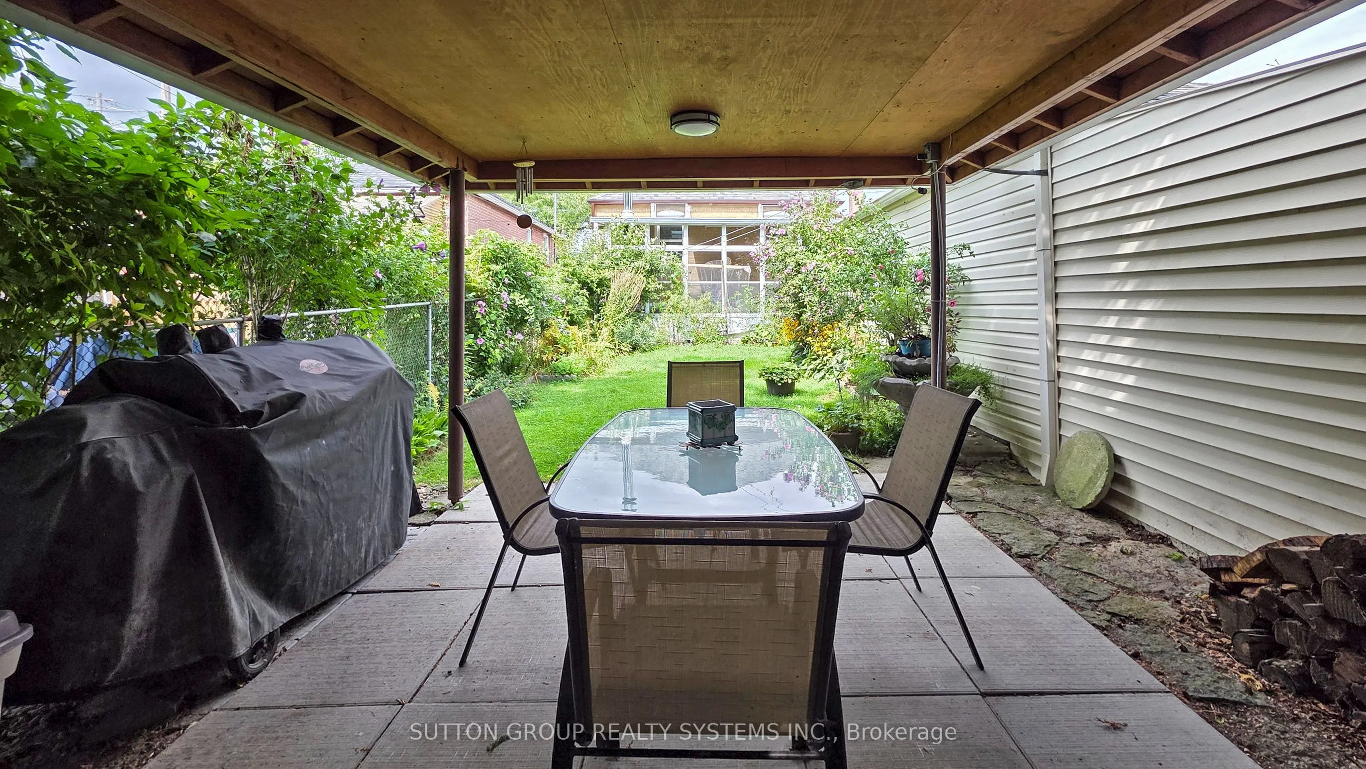129 Lonborough Avenue
