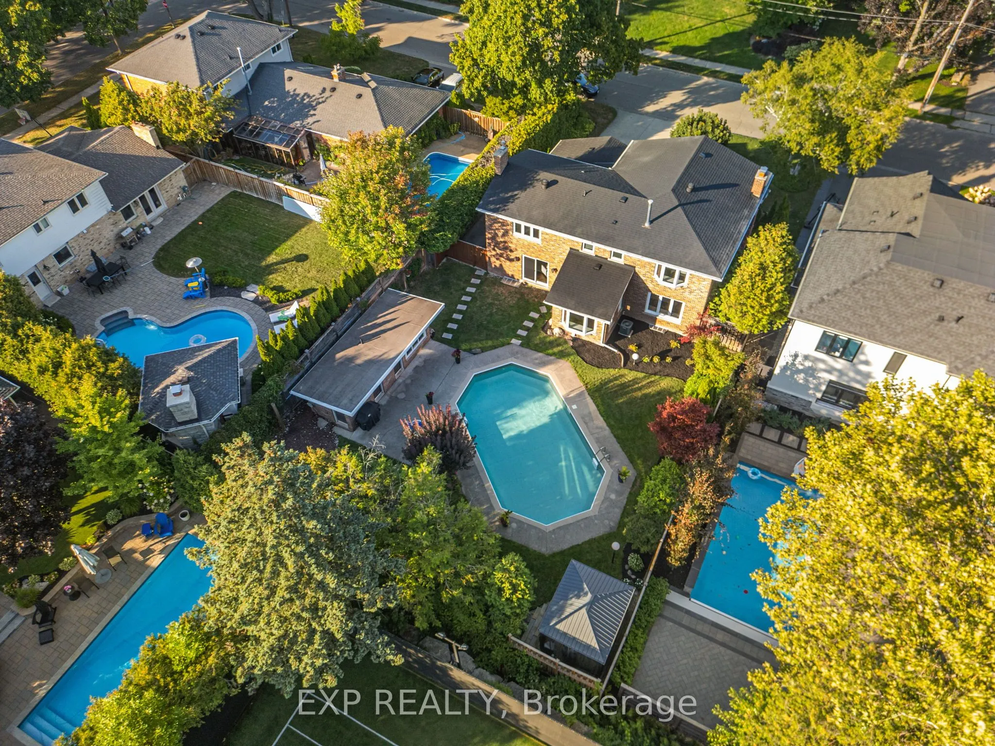 226 Shoreacres Road