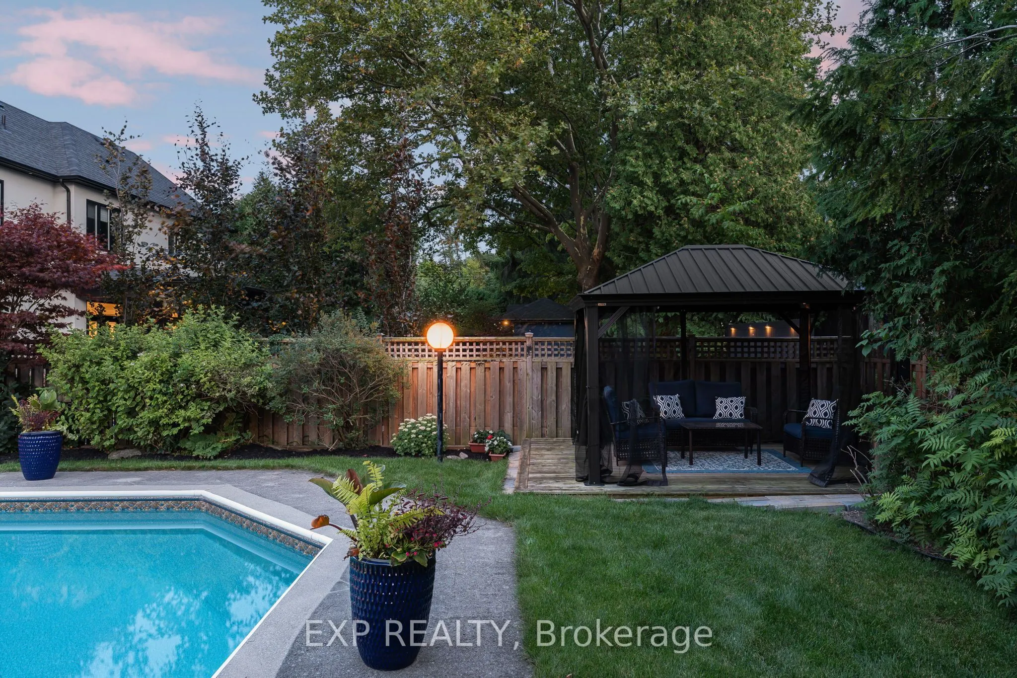 226 Shoreacres Road