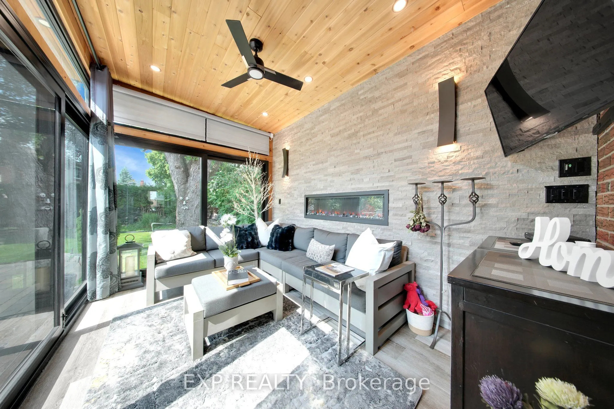3620 Ponytrail Drive