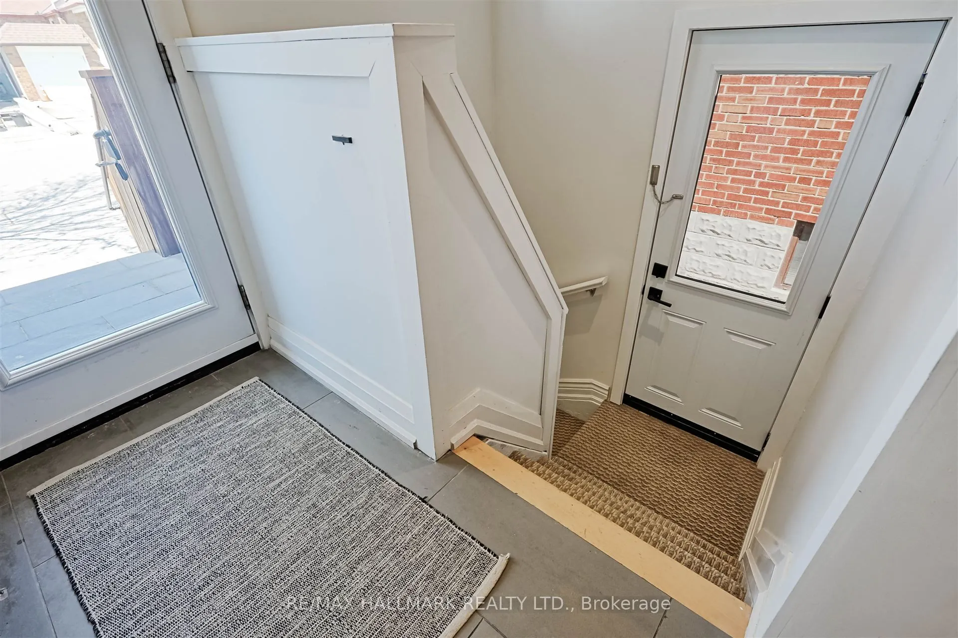 479 Ridelle Avenue