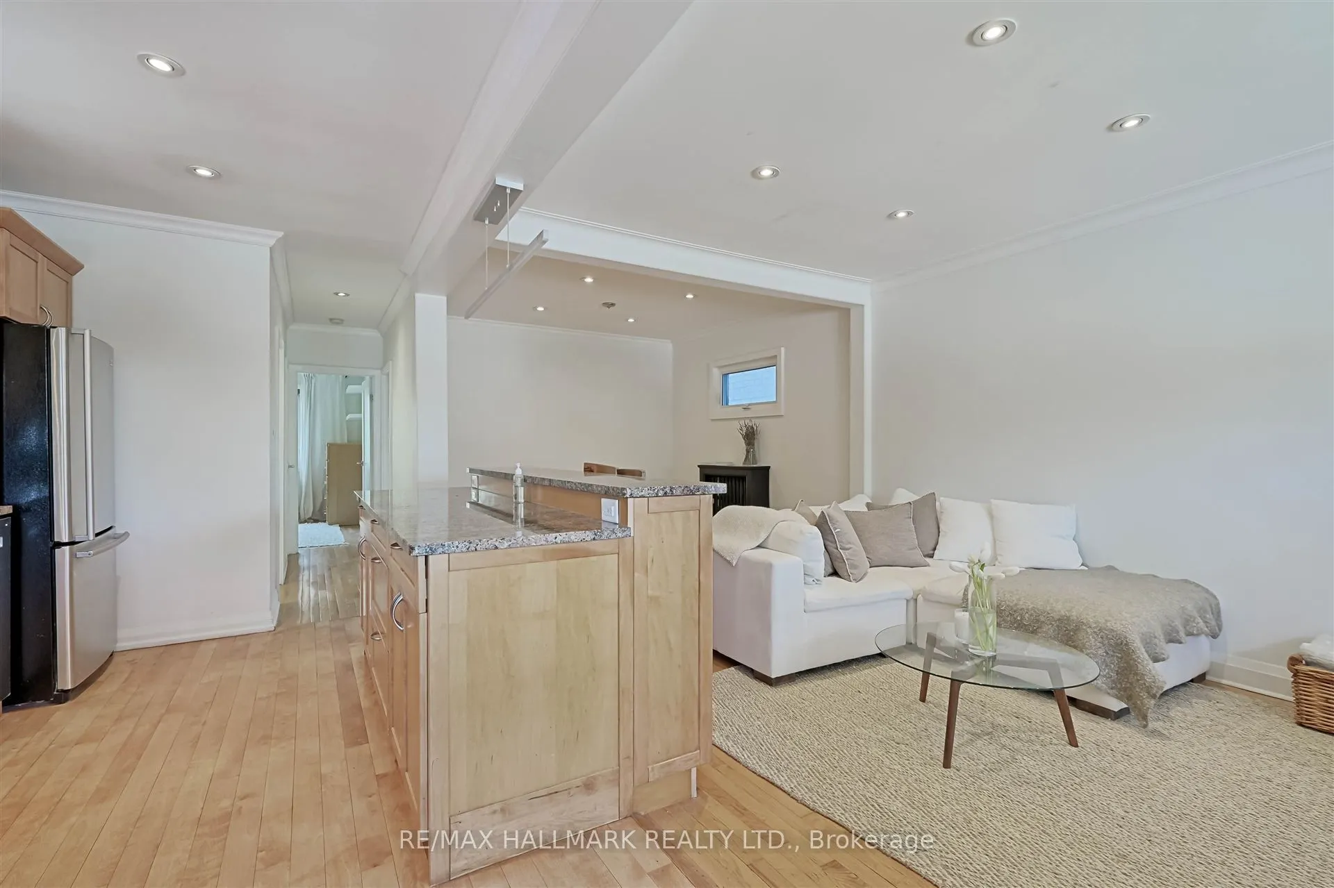 479 Ridelle Avenue