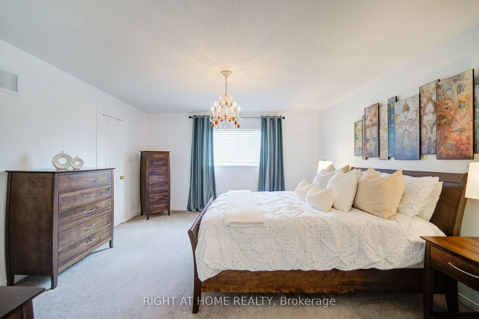 19 Purdy Crescent