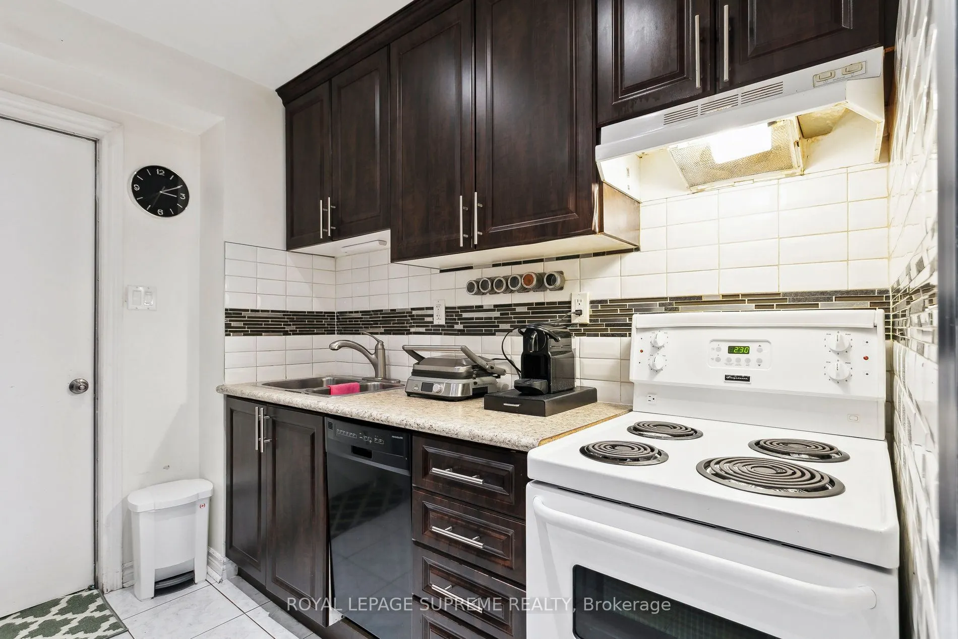 26 Guestville Avenue