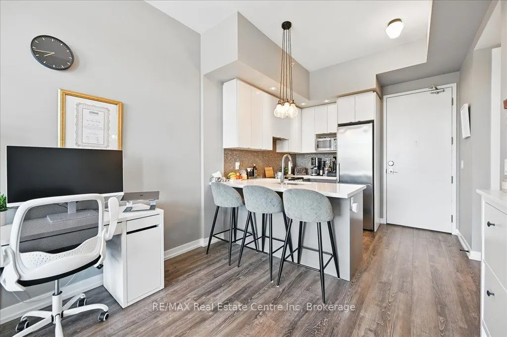 457 Plains Road E, #420