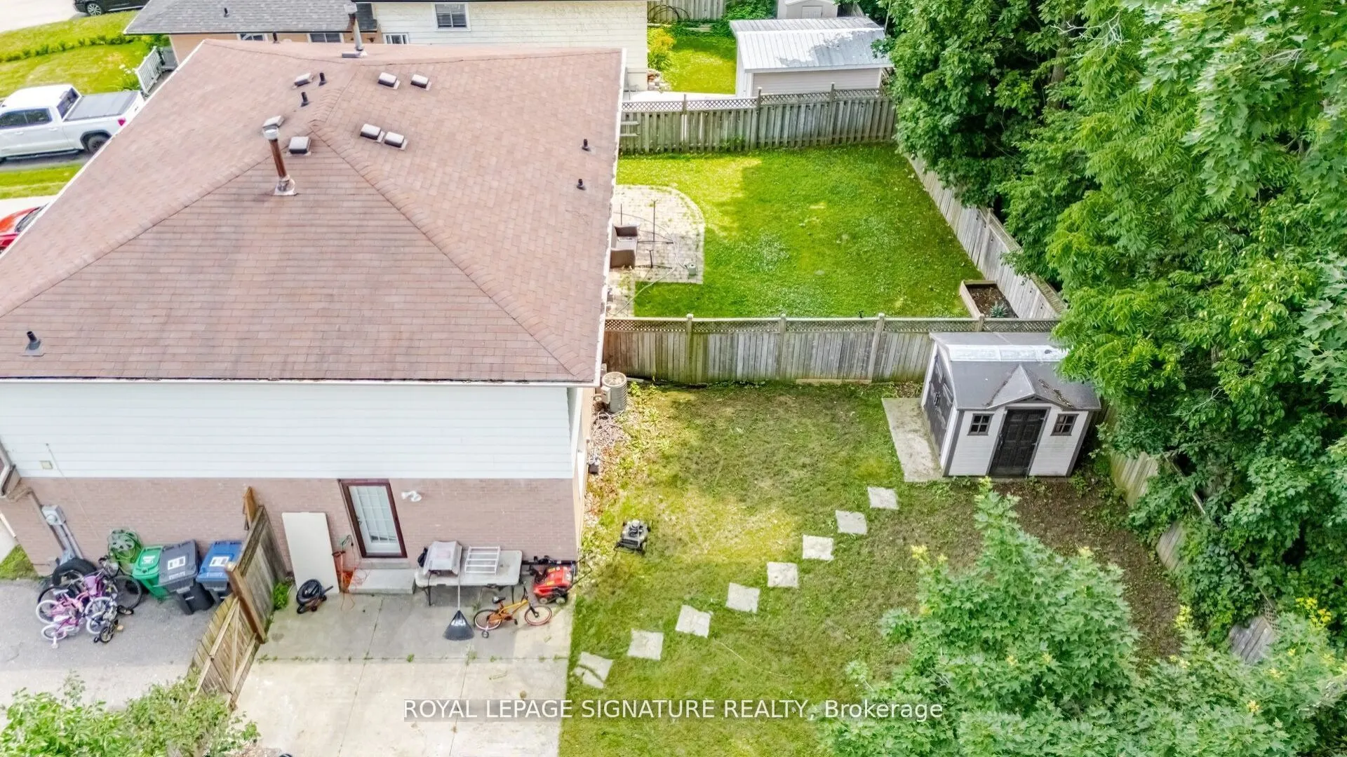 71 Mandarin Crescent N
