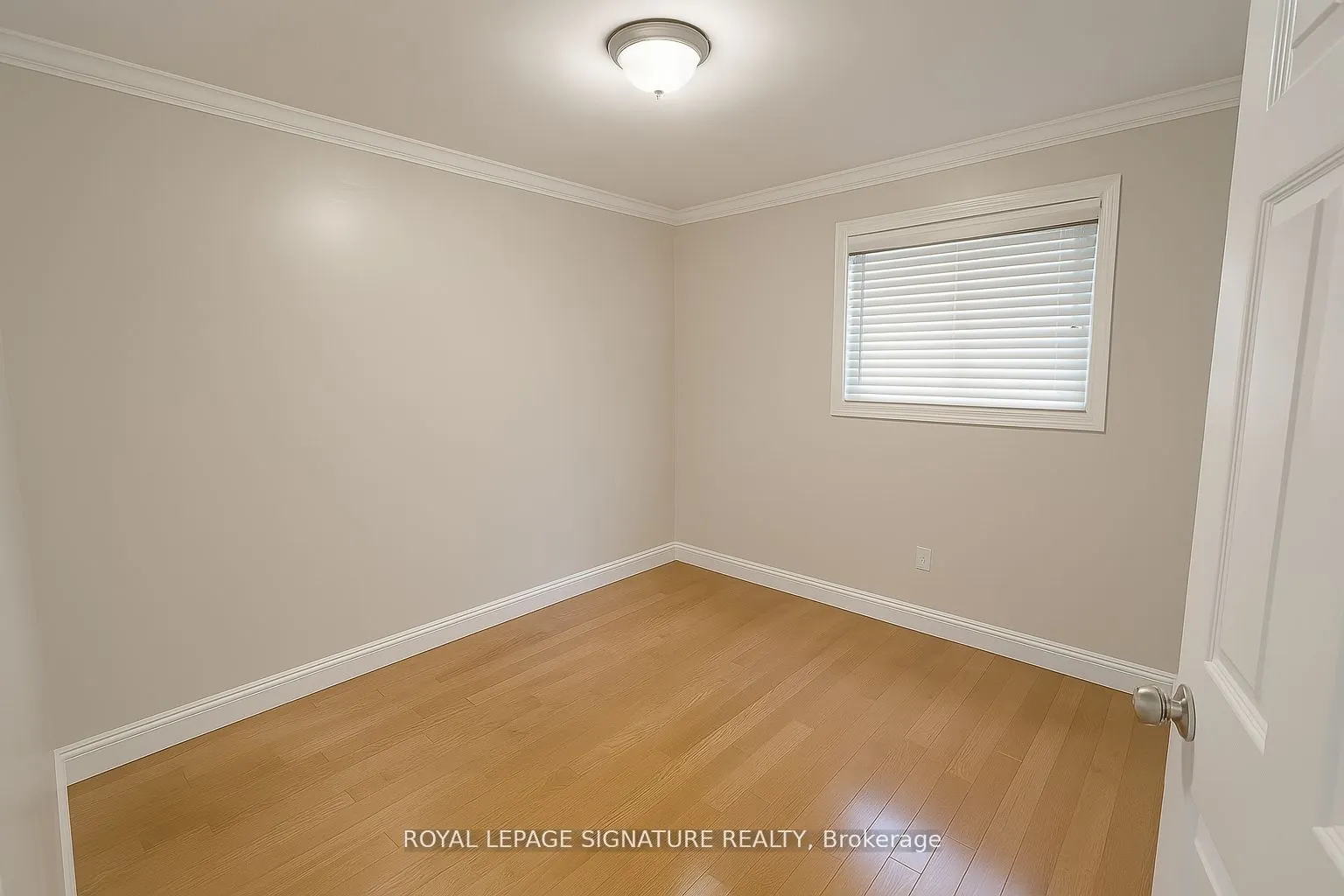 71 Mandarin Crescent N