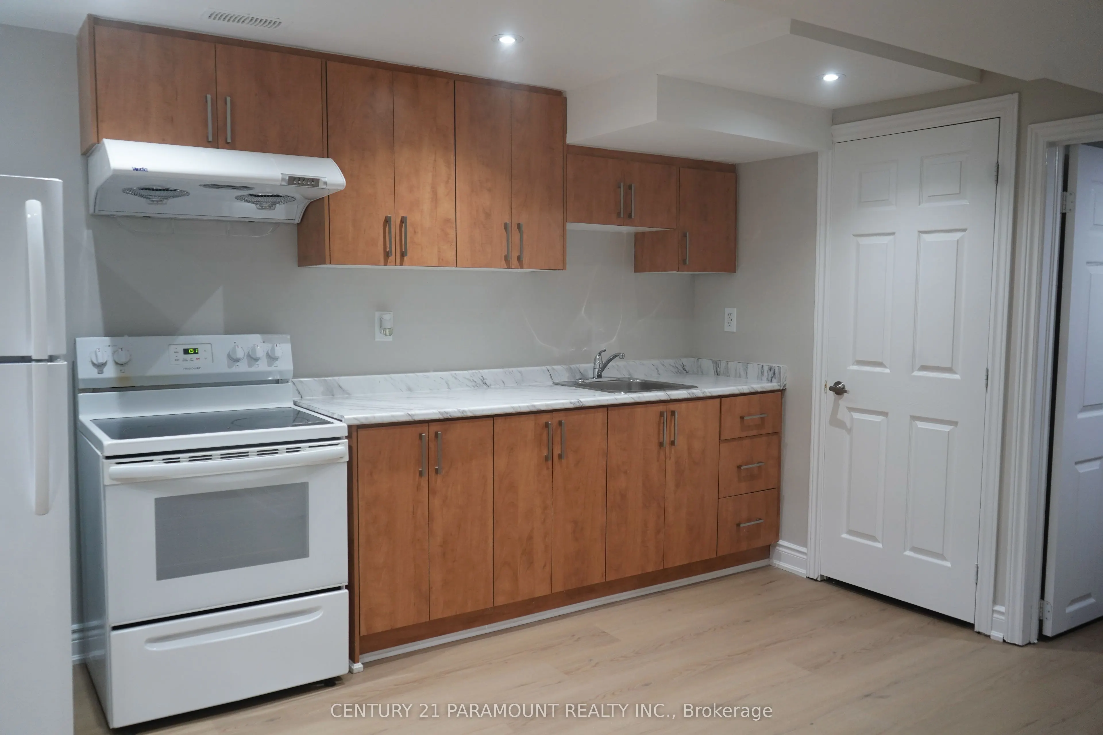 7544 Black Walnut Trail