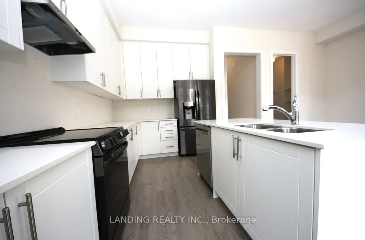 3057 Welsman Gardens