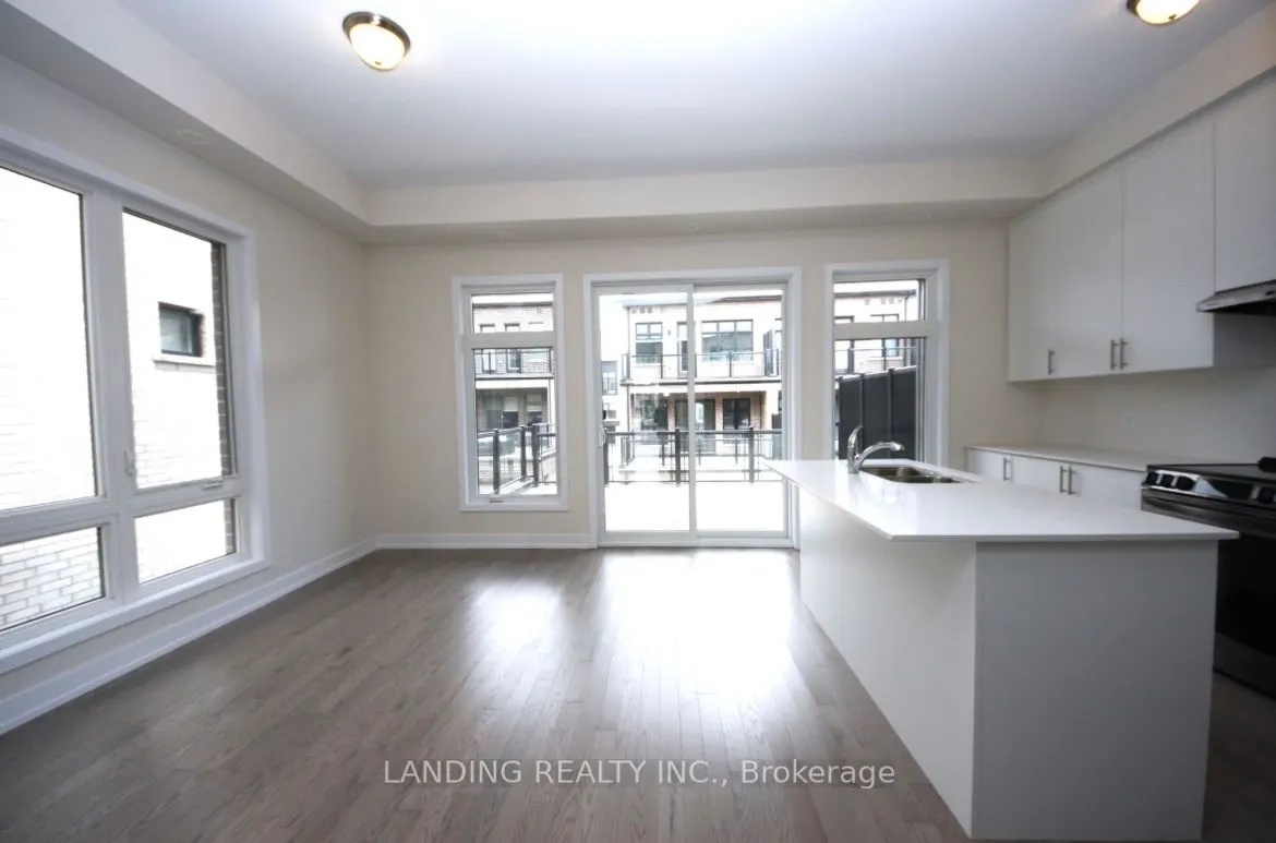 3057 Welsman Gardens