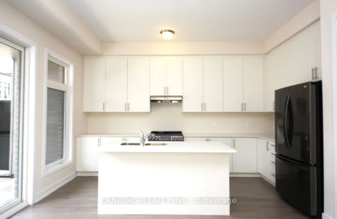 3057 Welsman Gardens