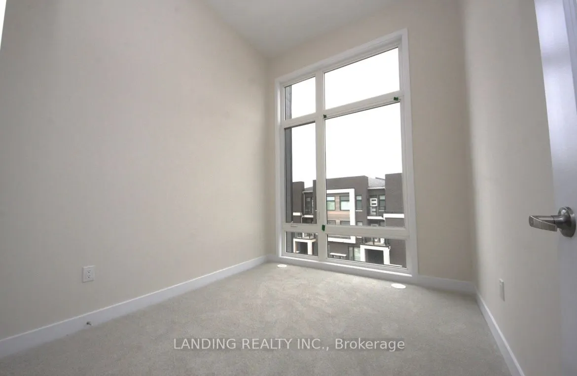 3057 Welsman Gardens