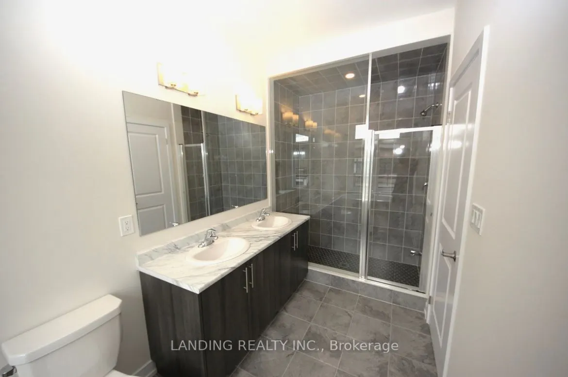 3057 Welsman Gardens
