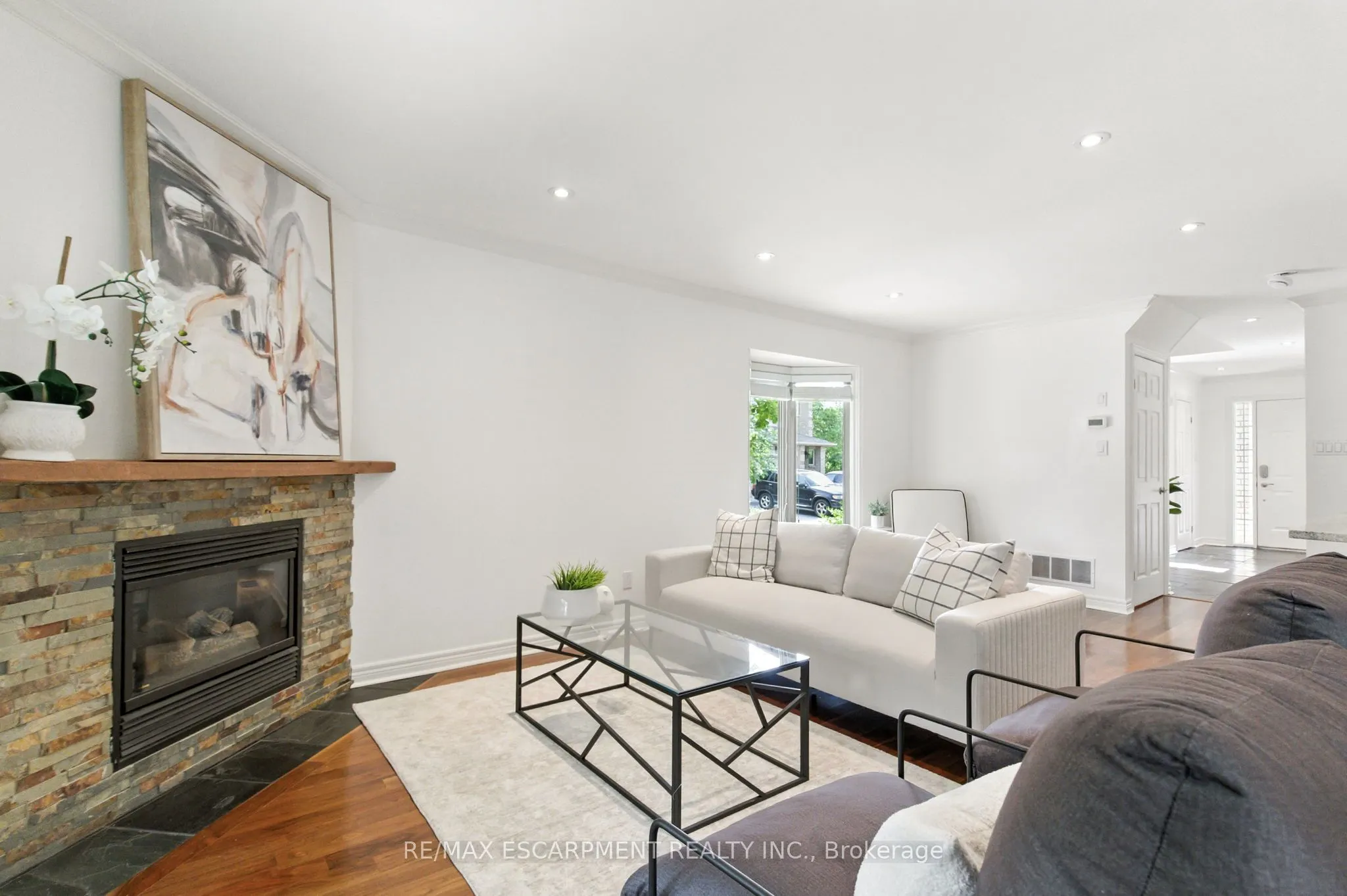 1245 Stephenson Drive, #16