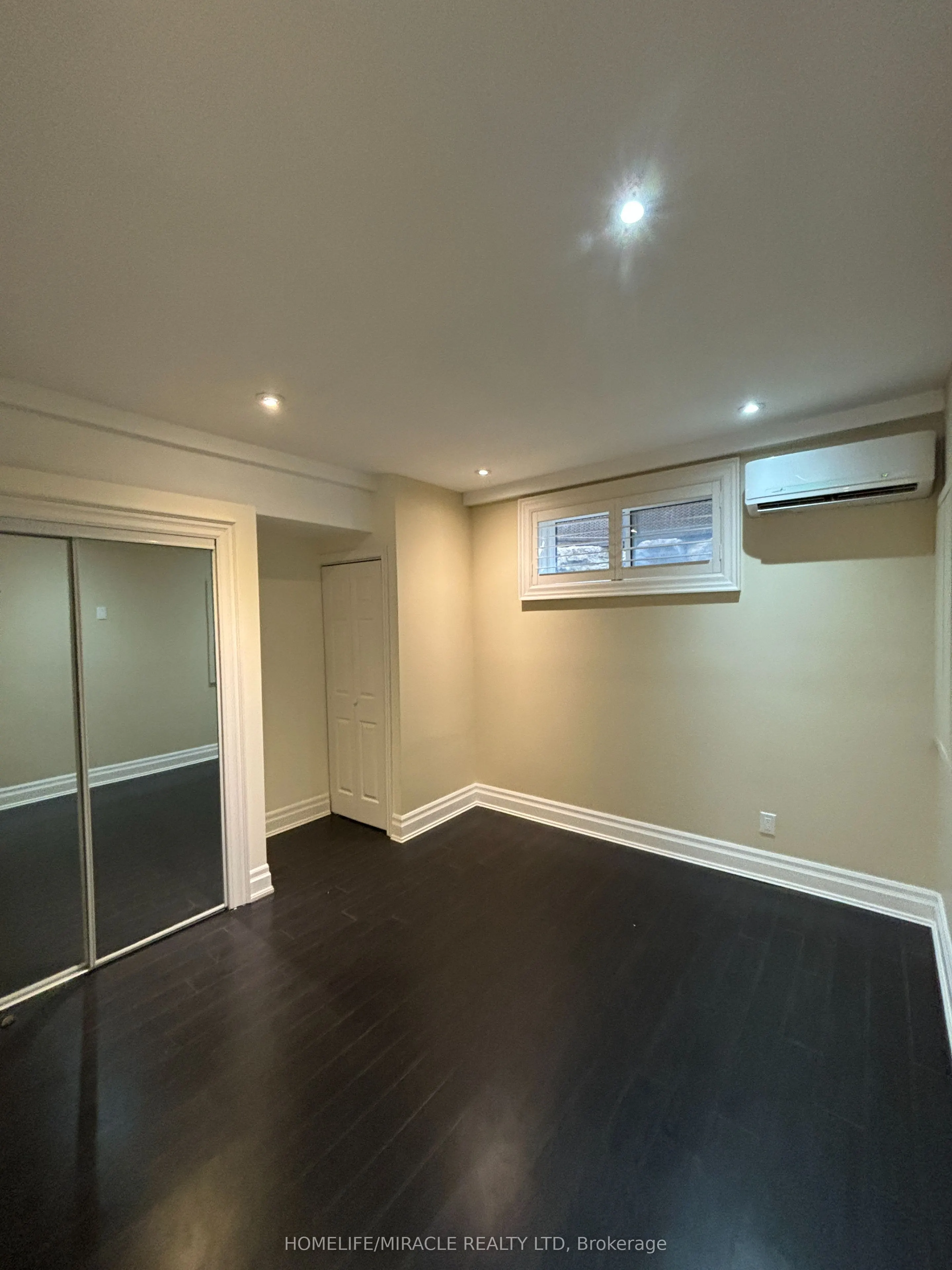 81 Chestnut Hills Parkway, #Lower
