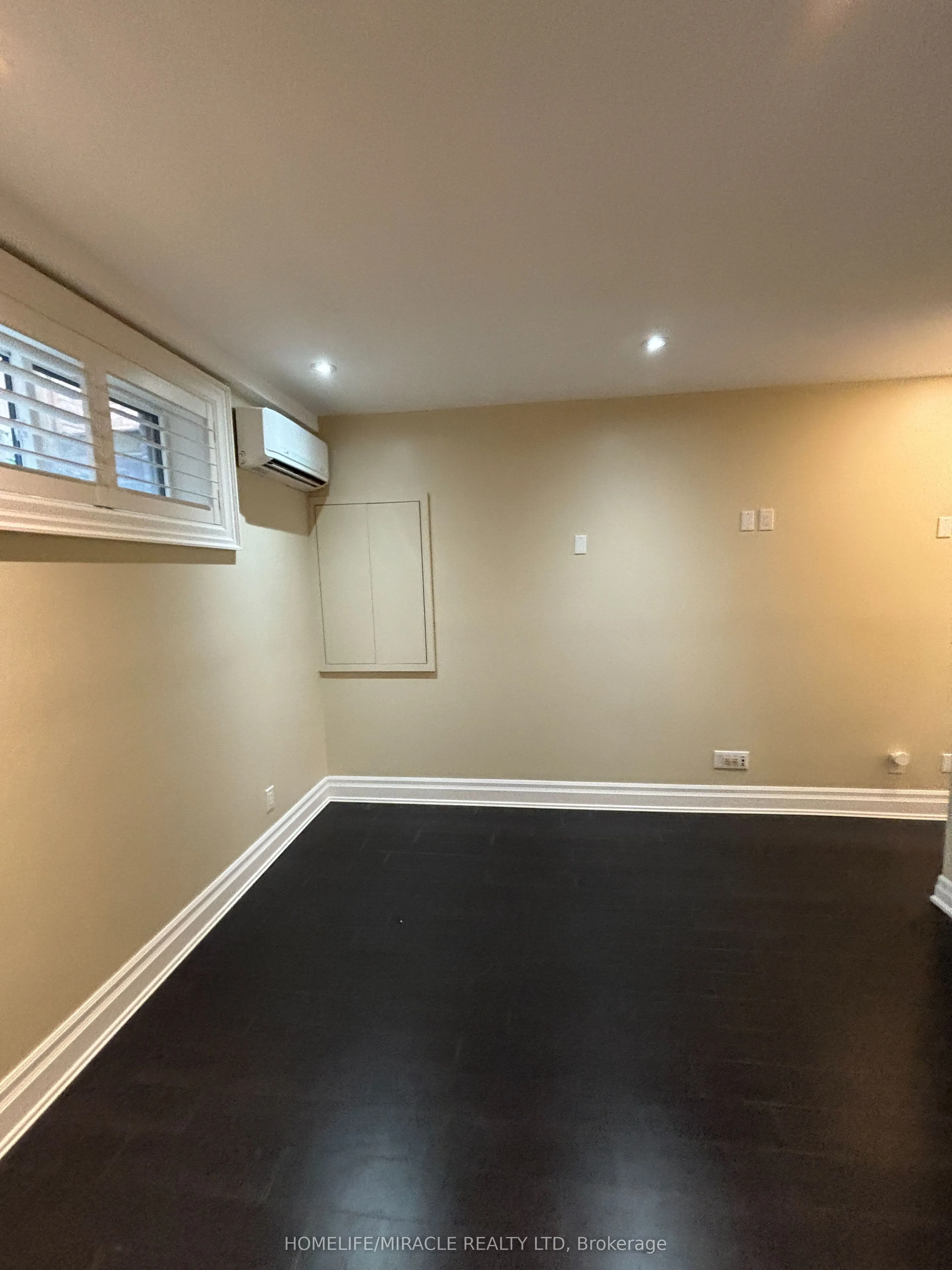 81 Chestnut Hills Parkway, #Lower