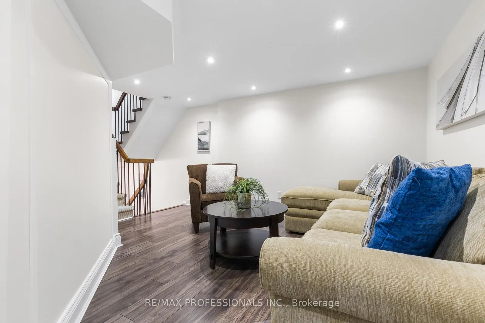 4165 Fieldgate Drive, #26