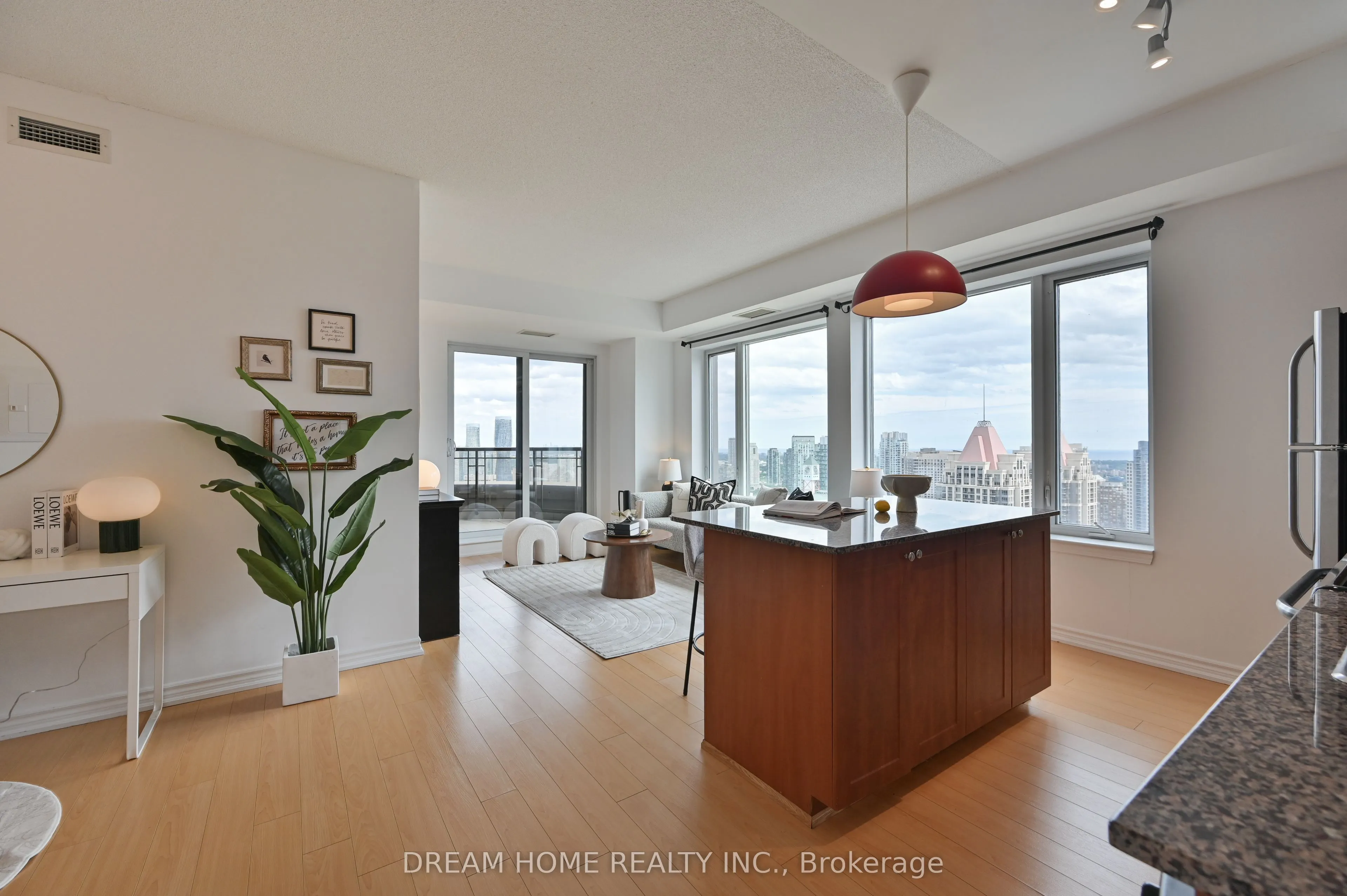 385 Prince Of Wales Drive, #3205