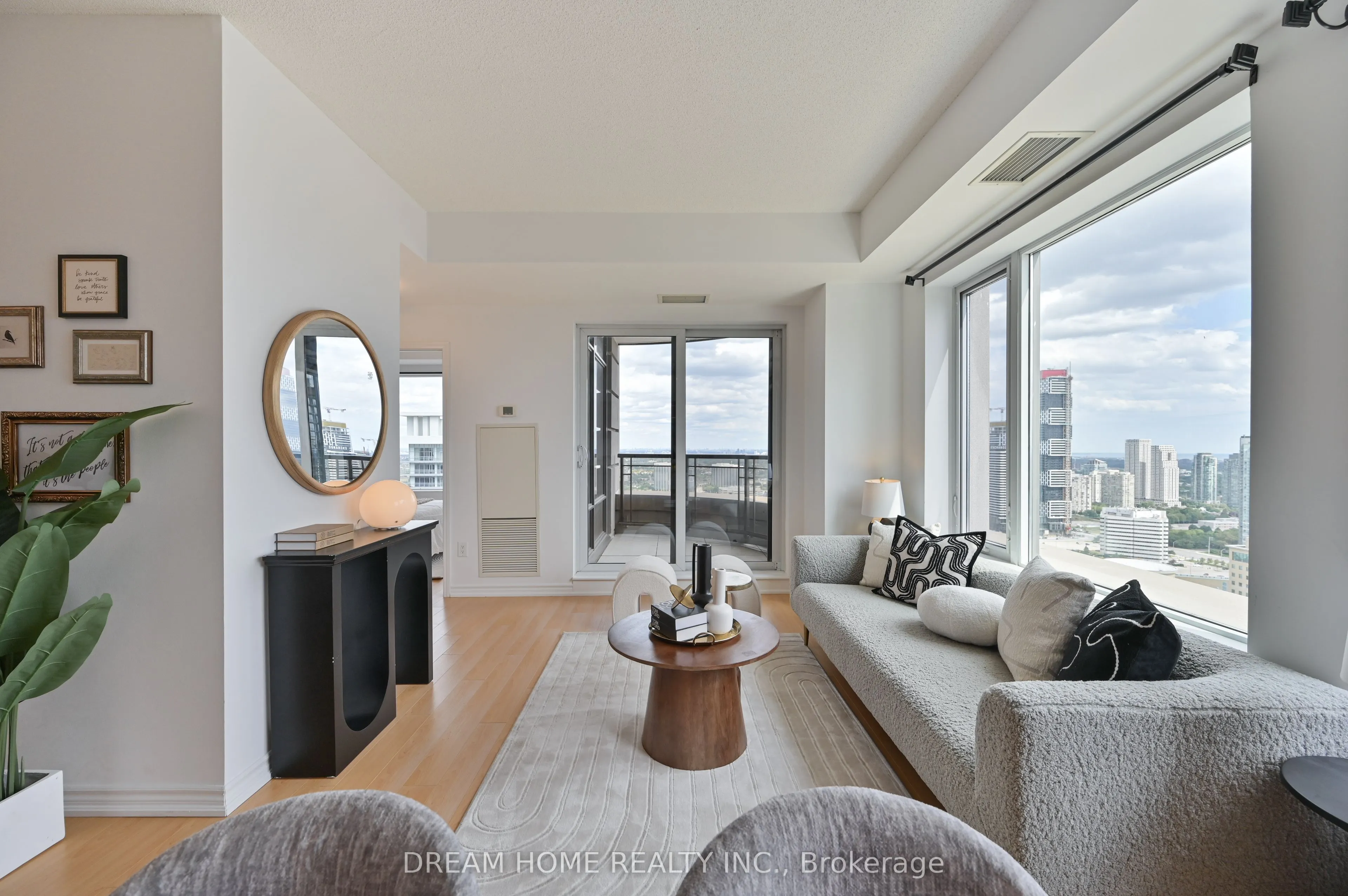 385 Prince Of Wales Drive, #3205
