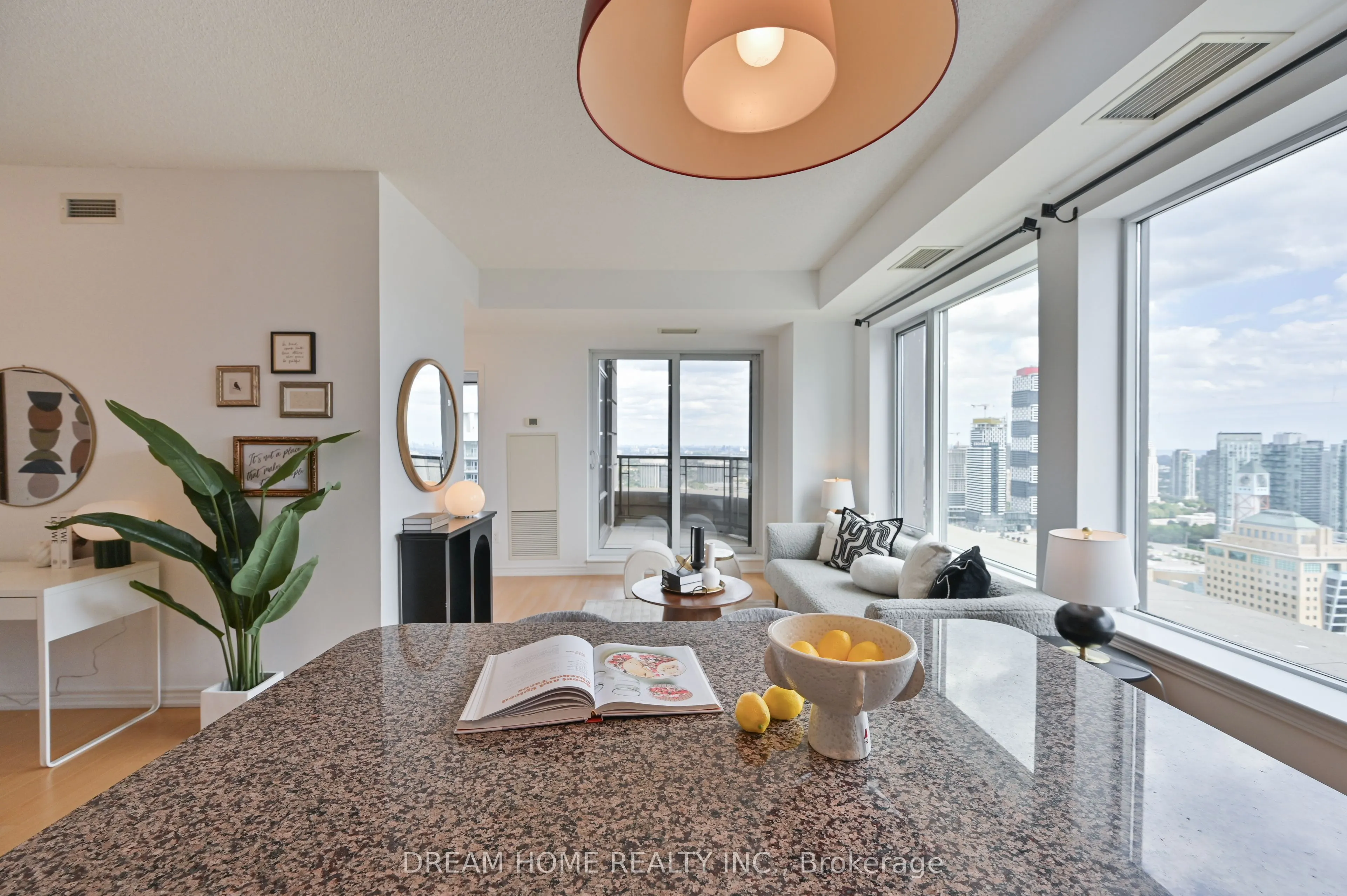 385 Prince Of Wales Drive, #3205