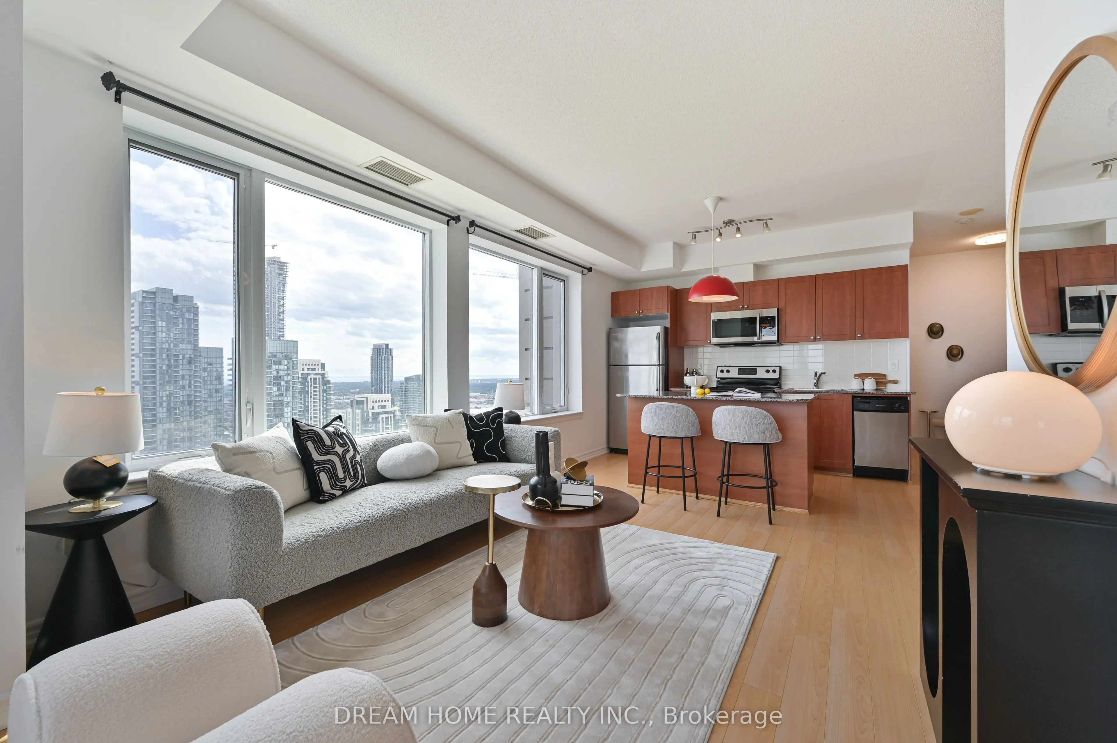 385 Prince Of Wales Drive, #3205