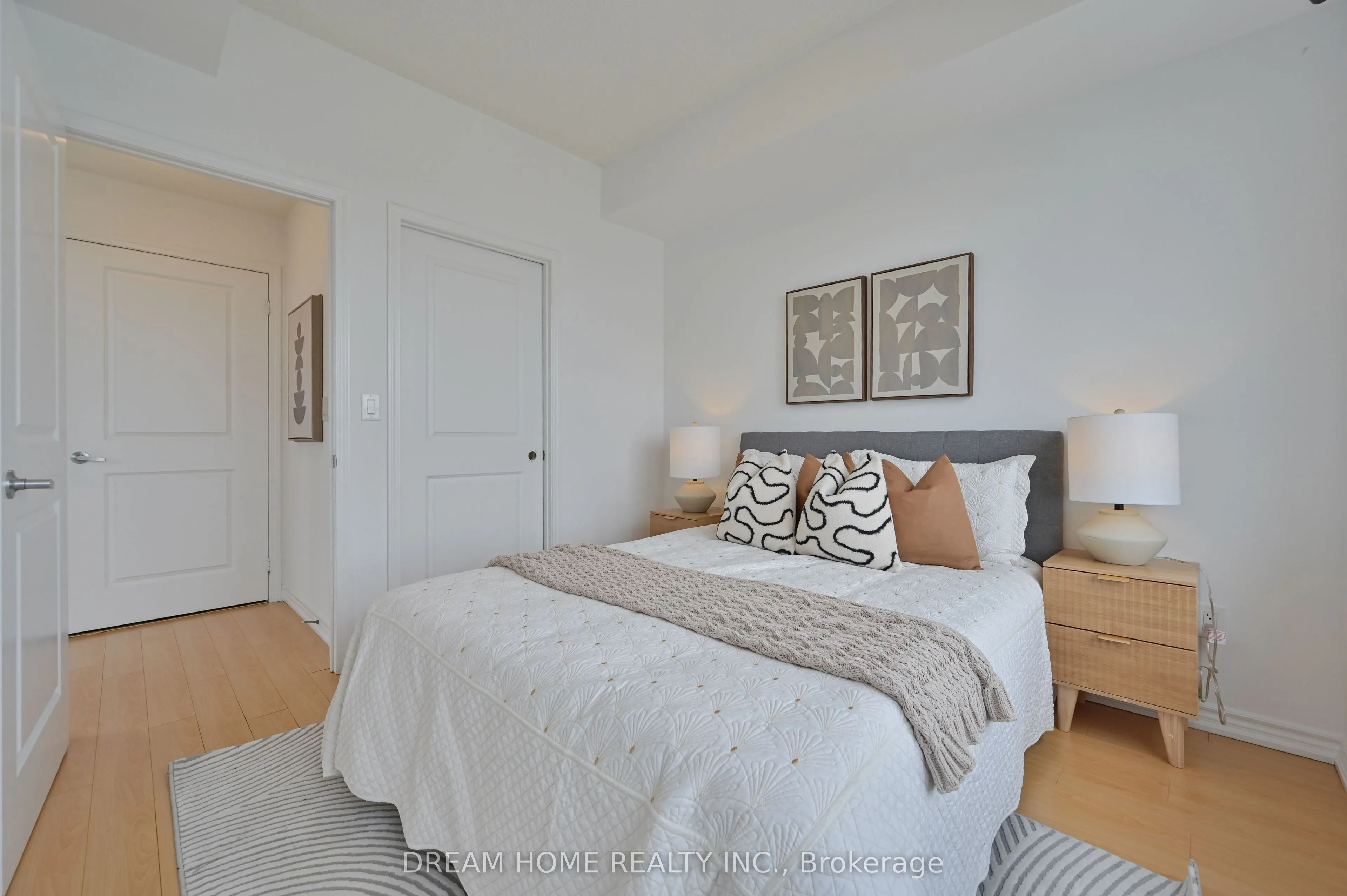 385 Prince Of Wales Drive, #3205